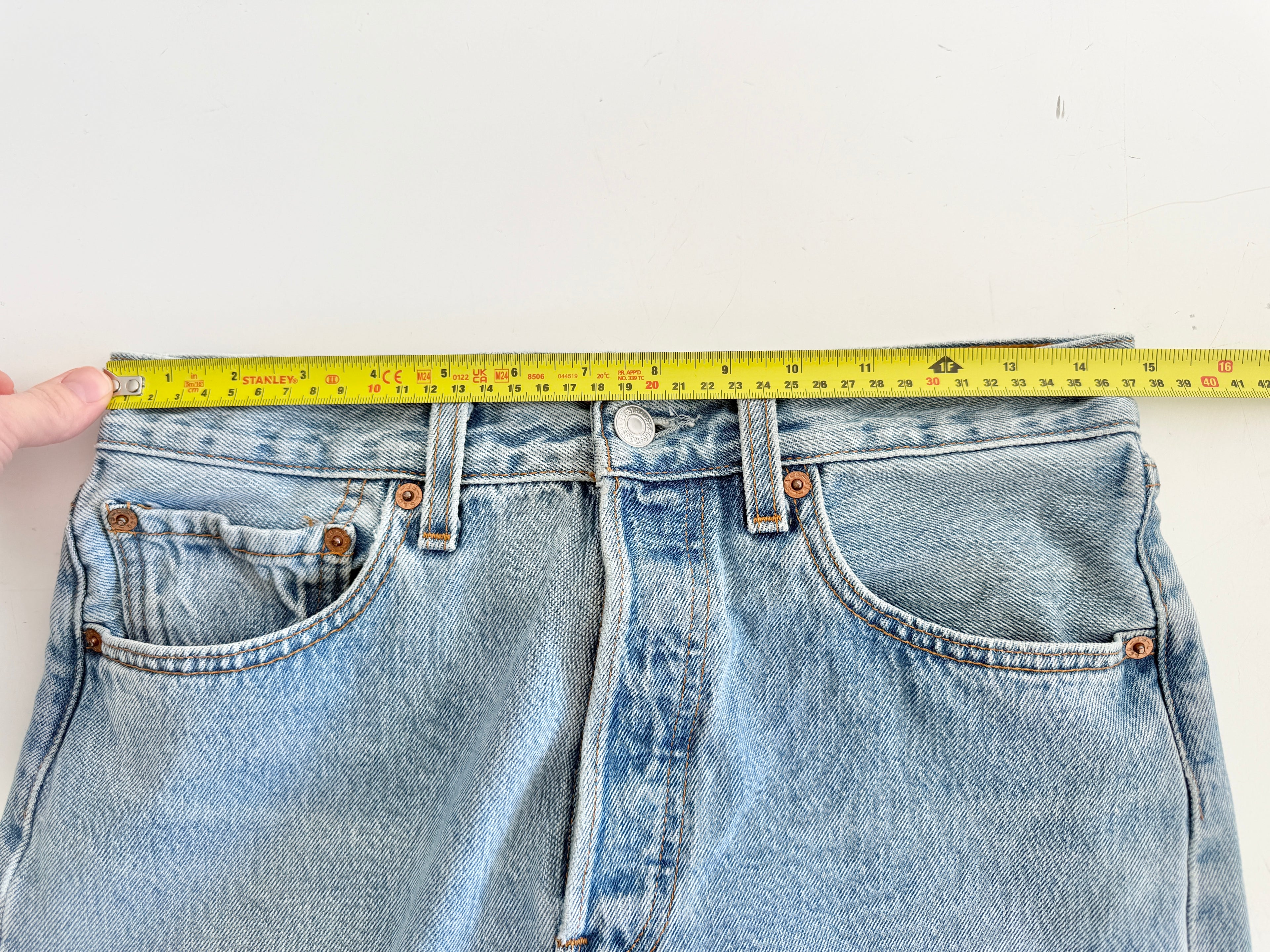 W29 L30 vintage Levis 501 28-29”measured light blue 90s USA 501s