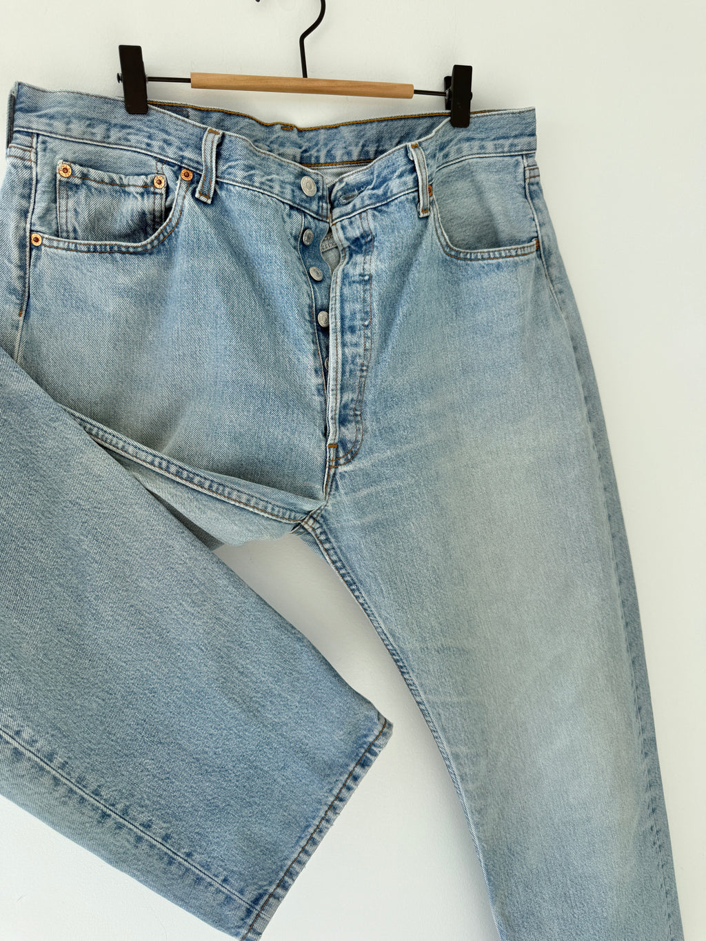 Soft W36 L34 vintage Levis 501 35/36” measured waist light faded 501s 90s denim