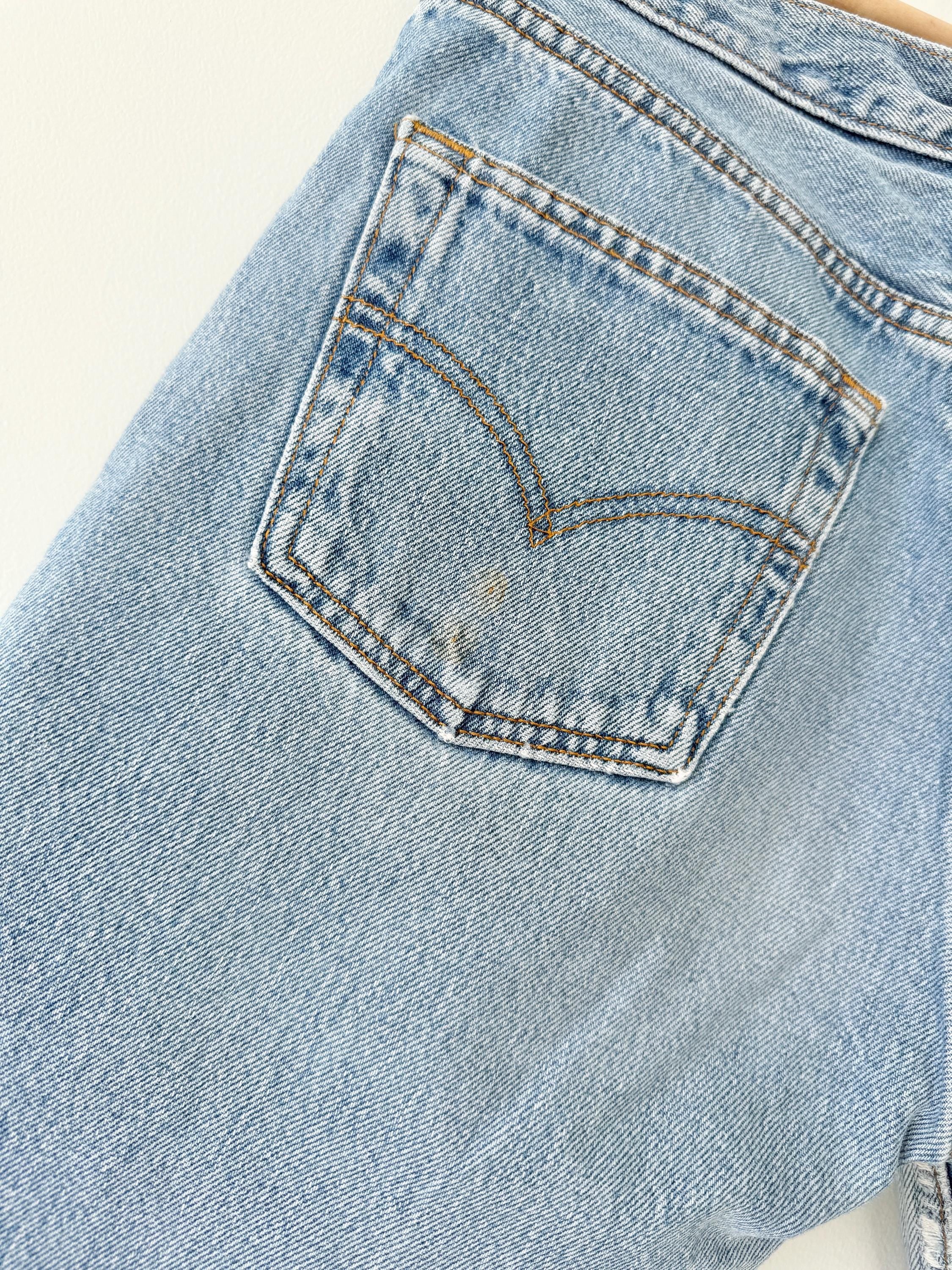 w27 Levis 501 vintage shorts 26-27” waist light blue 501s made in 90s cut shorts (mayuk)