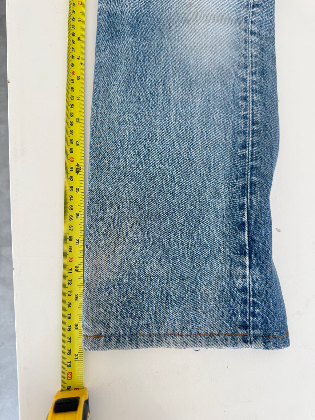 W32 L30 vintage Levis 501s 31/32” measured medium light blue fade 501s 80s