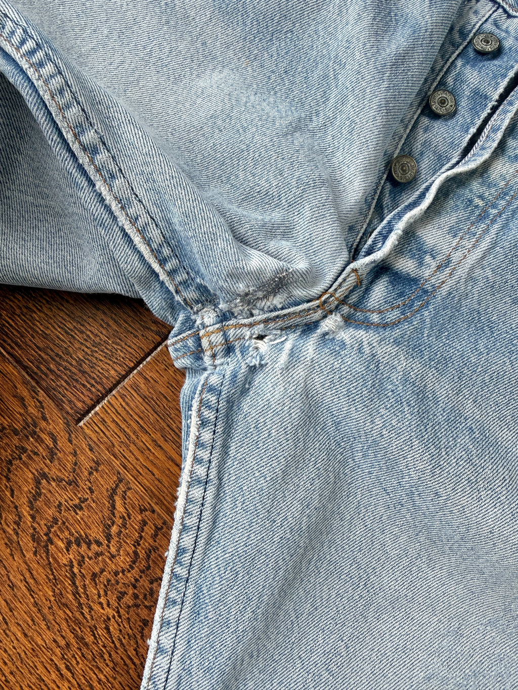 Levis 501 vintage w31 L28 Levi’s faded  blue made in USA 80s straight leg Levi’s 501 vintage 501  30/31” waist