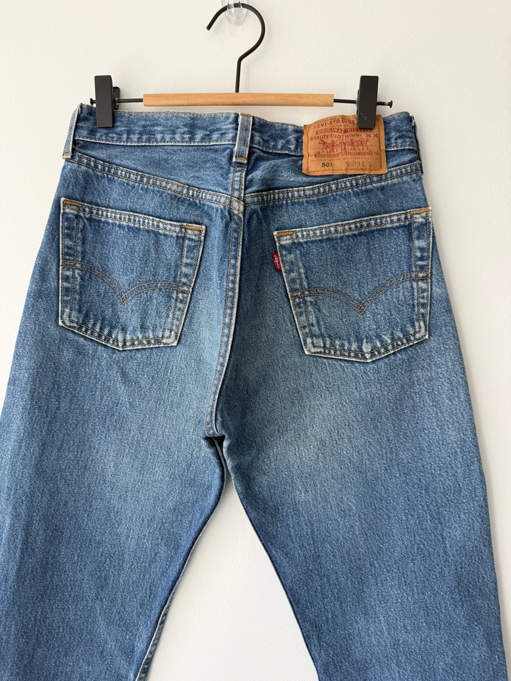 W27 L29 vintage Levis 501s 26/27” darker faded blue Levi’s 501s faded whiskers