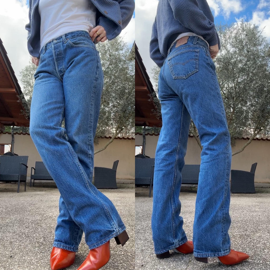 Levis 501s  vintage w30 L31 dark raw blue 501s made in USA 80s straight leg jeans 501 28”/30” waist