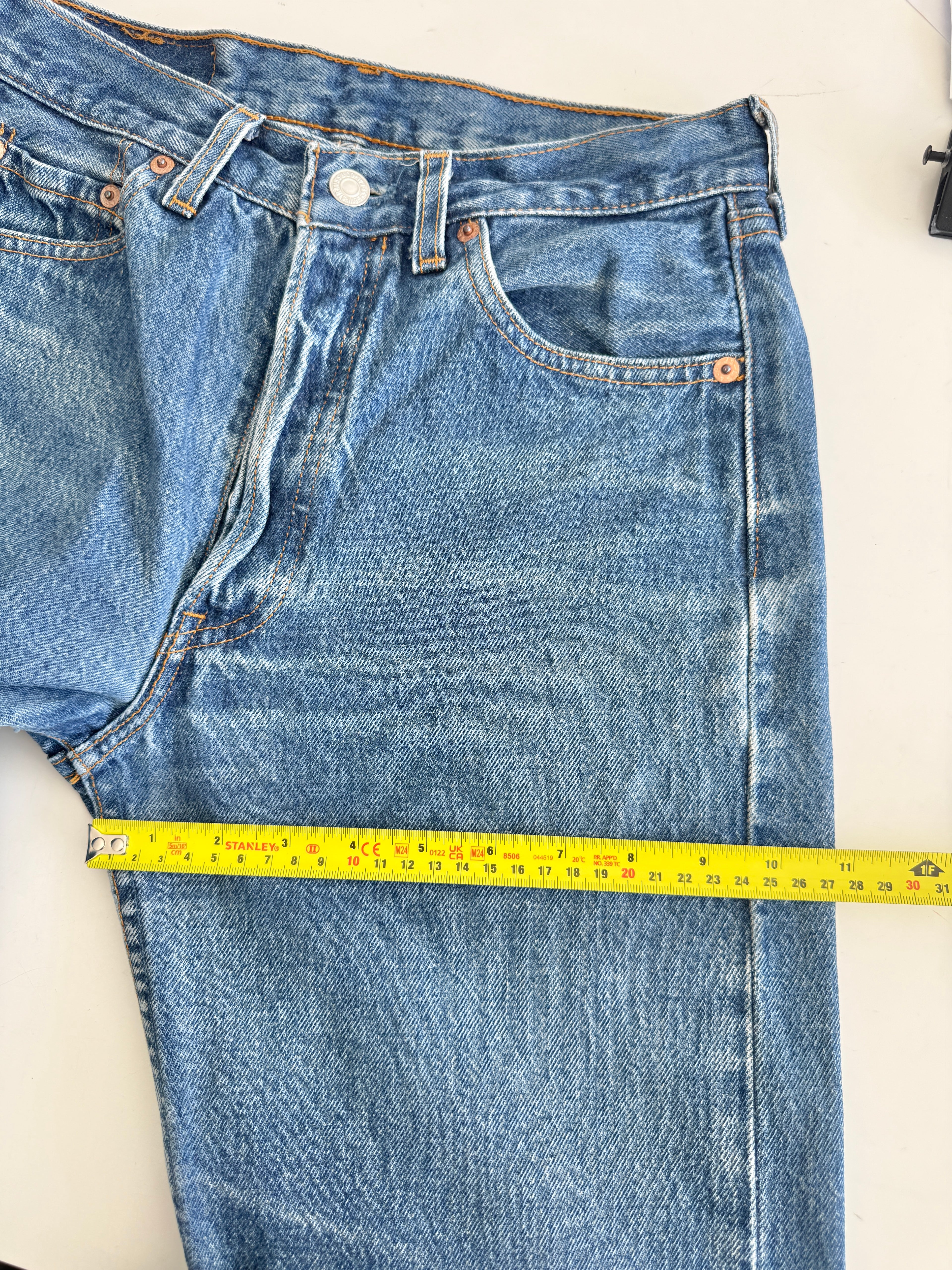 W27 L29 vintage Levis 501s 26/27” darker faded blue Levi’s 501s faded whiskers