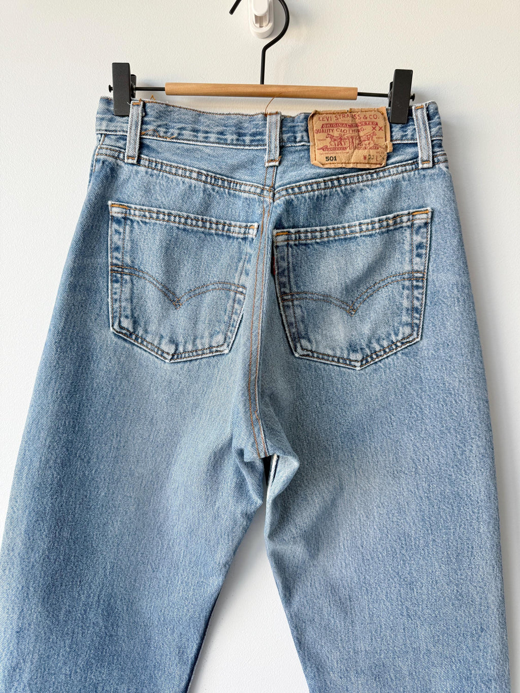 W27 L31 re done vintage Levis 501 26-27” measured waist medium blue denim made in Y2K