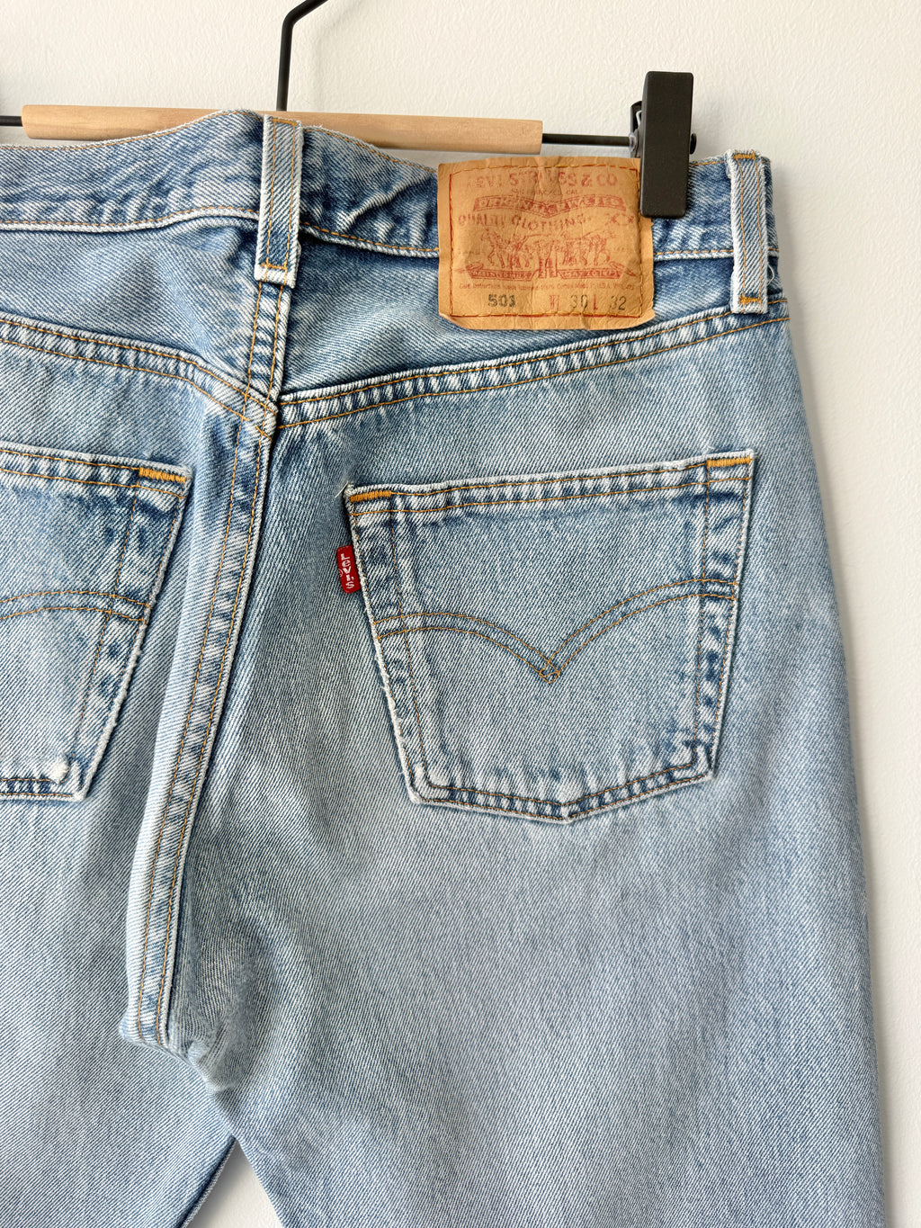 W29 L31 vintage Levis 501 28/29” measured fade light denim USA 501s Y2K