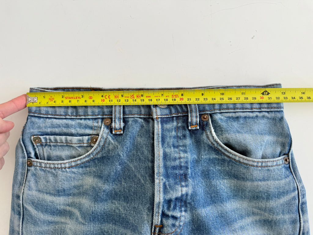 Re done - W25 L31 vintage Levis 501 24/25” measured whiskers medium blue 80s 501s