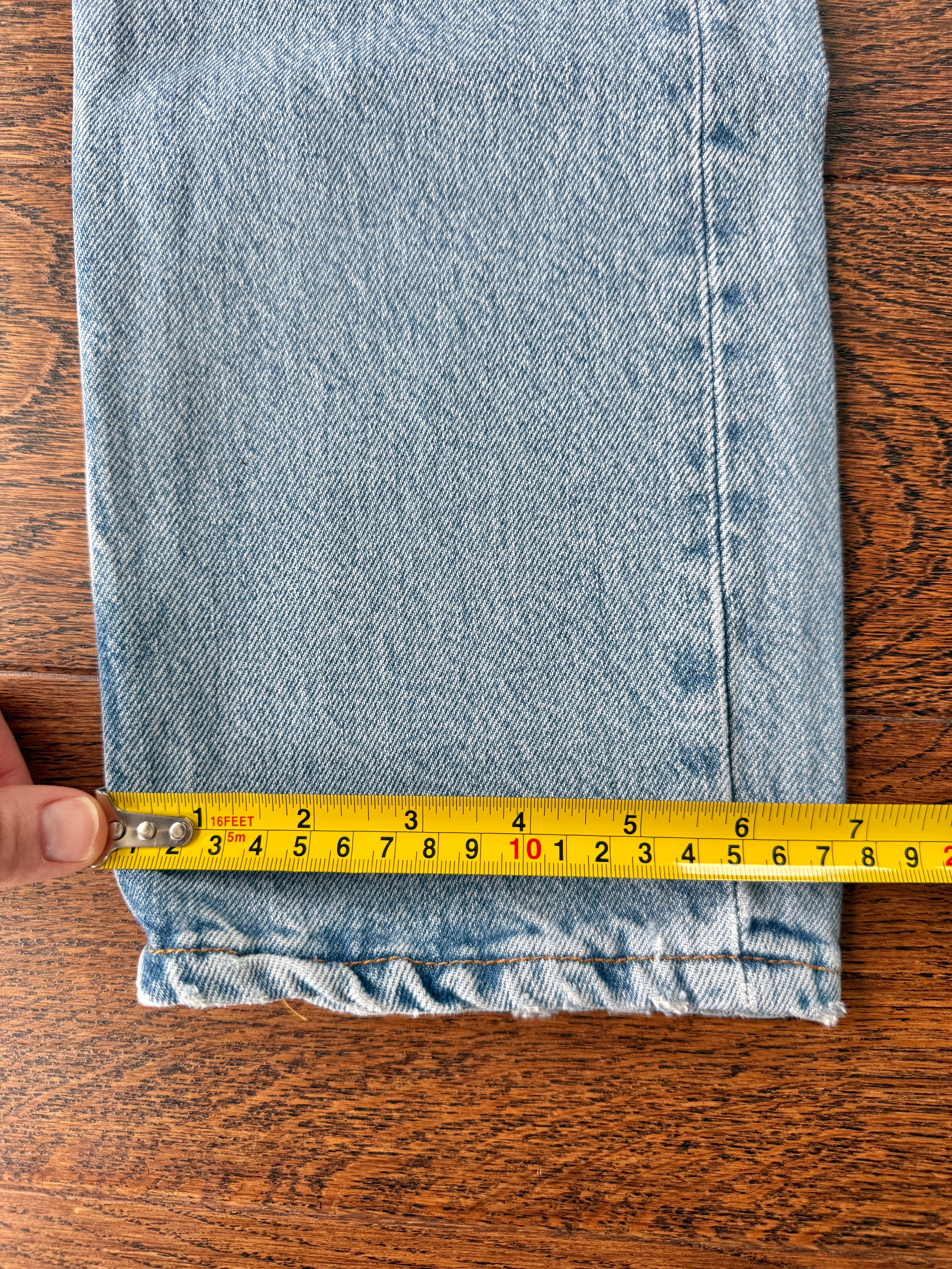 Softer W24 L29 vintage Levis 501 22/24” measured light blue 90s Levi’s 501s