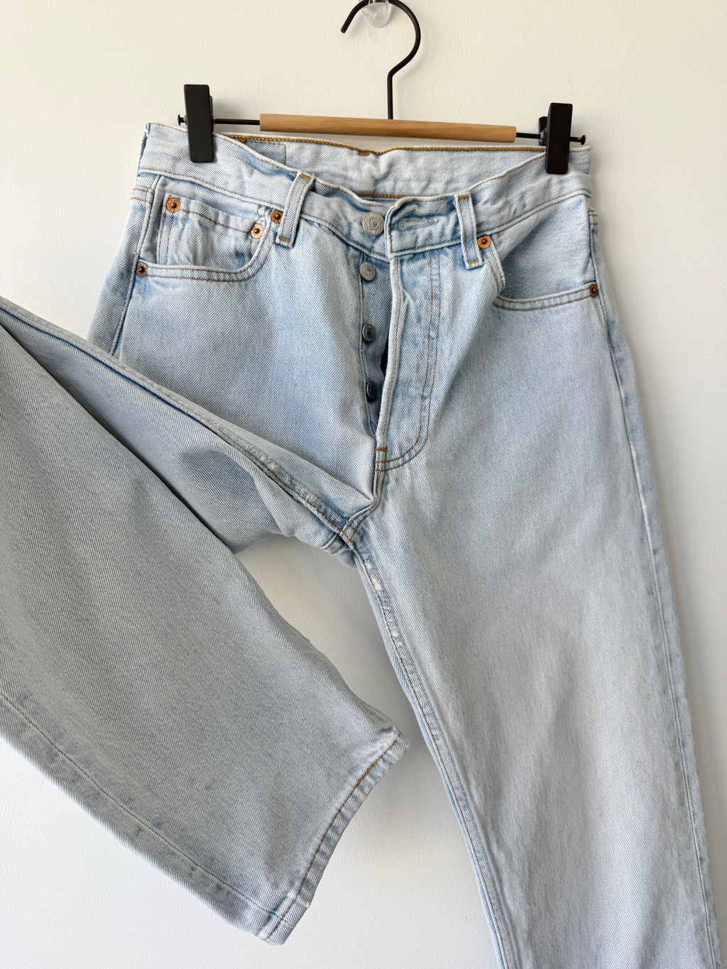 Vintage Levi’s 501 w26 L33 1998