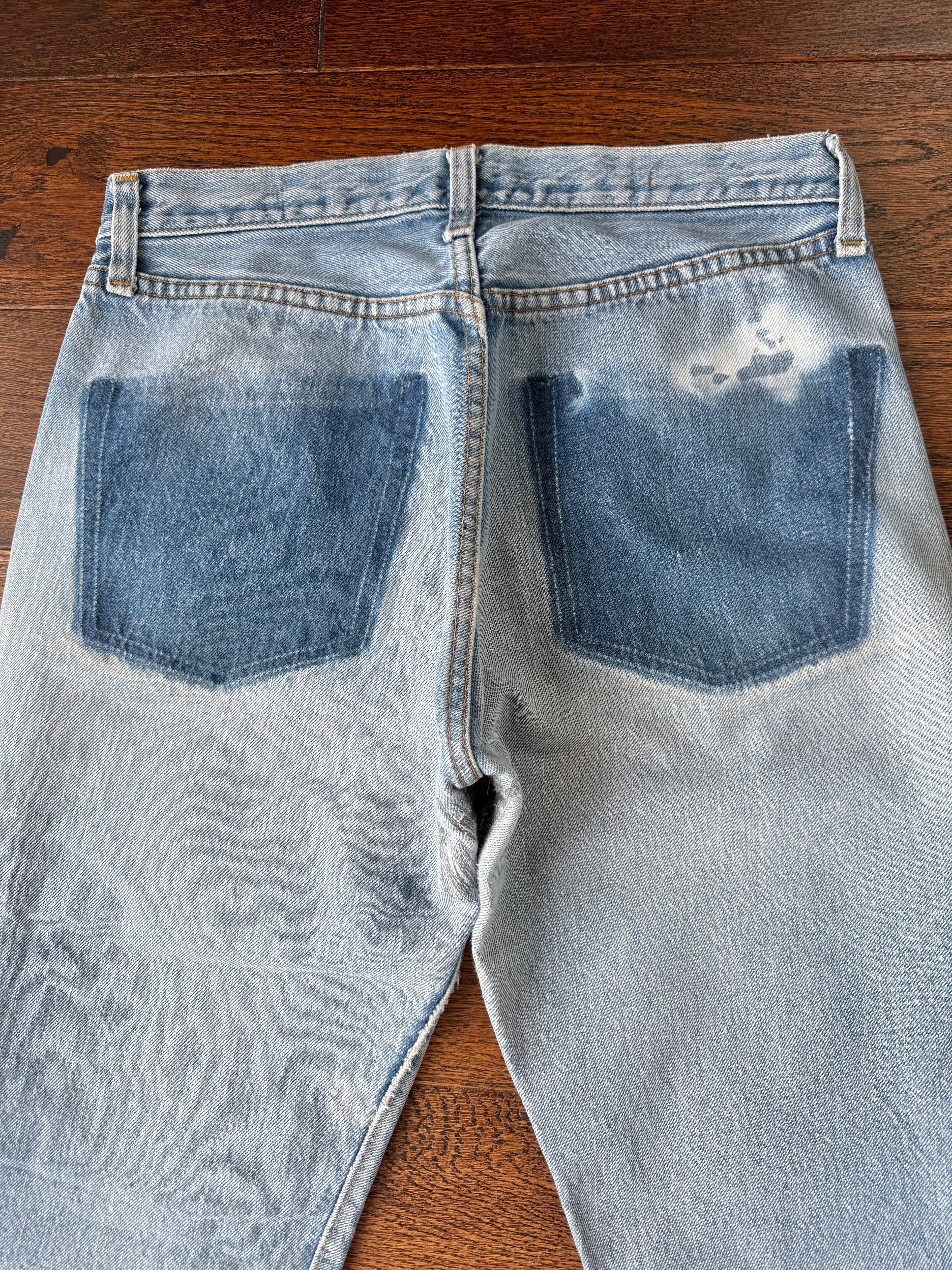 Selvedge W30 L33 vintage Levis 501 29/30” measured light faded blue denim 80’s 501s USA selvedge denim