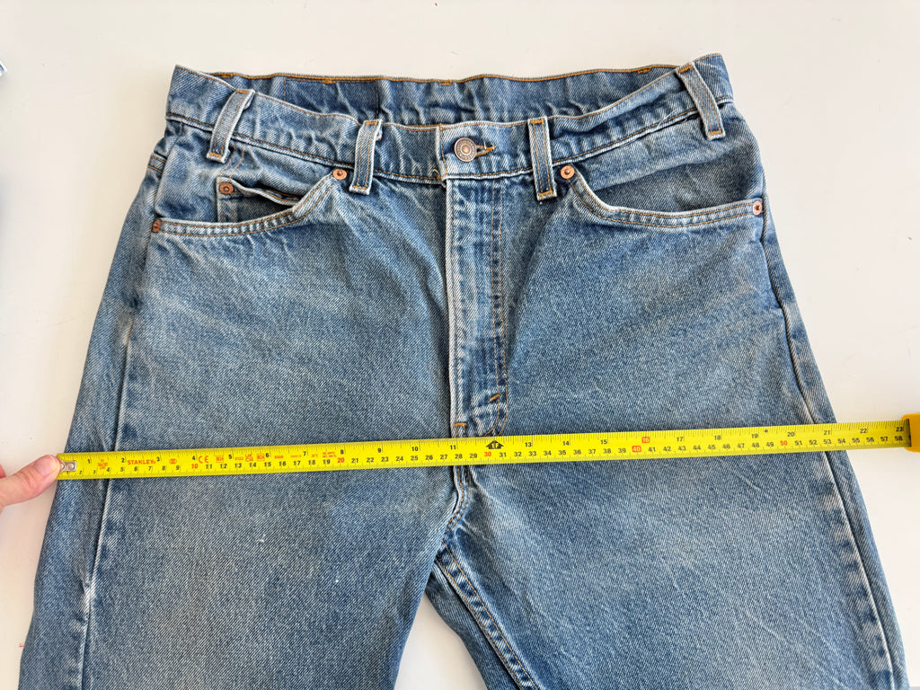 W32 L29 vintage Levis 505 31/32” measured waist dark fade blue faded  90s orange tag USA 505s