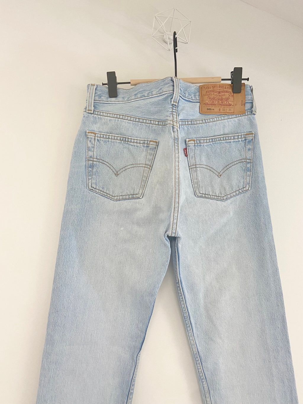 Vintage Levi’s 501xx jeans w29 L31 90s vintage 501 jeans light blue USA