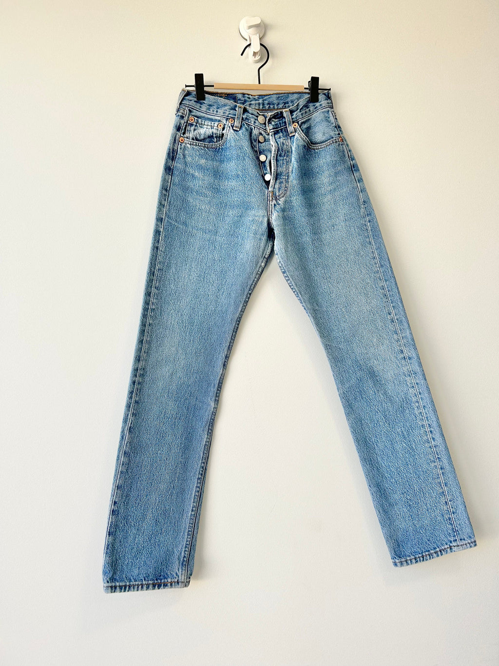 Levis 501 jeans w24 L30 light blue 501 stone wash  blue vintage 501s made in 90s