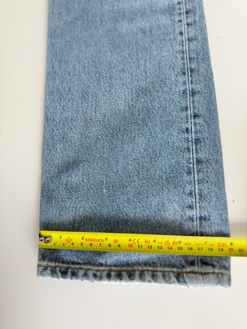 W30 L29 vintage Levis 501 29/30” measured unique faded blue denim 90s Levi’s 501s