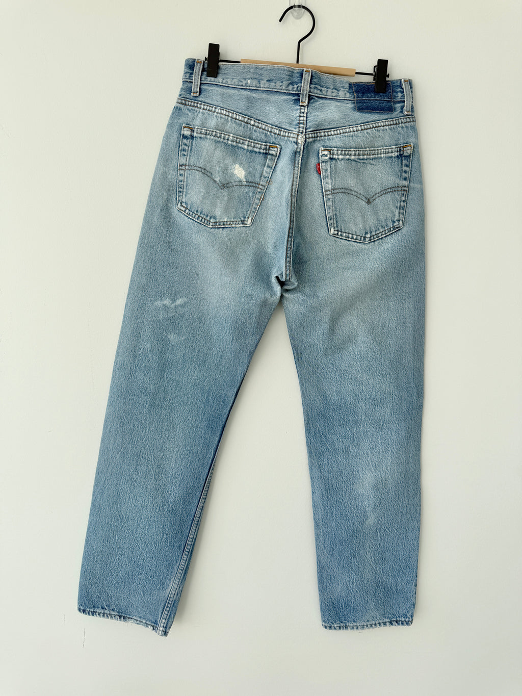 W30 L29 vintage Levis 501 29/30” measured waist faded light blue distressed early 90s USA 501s