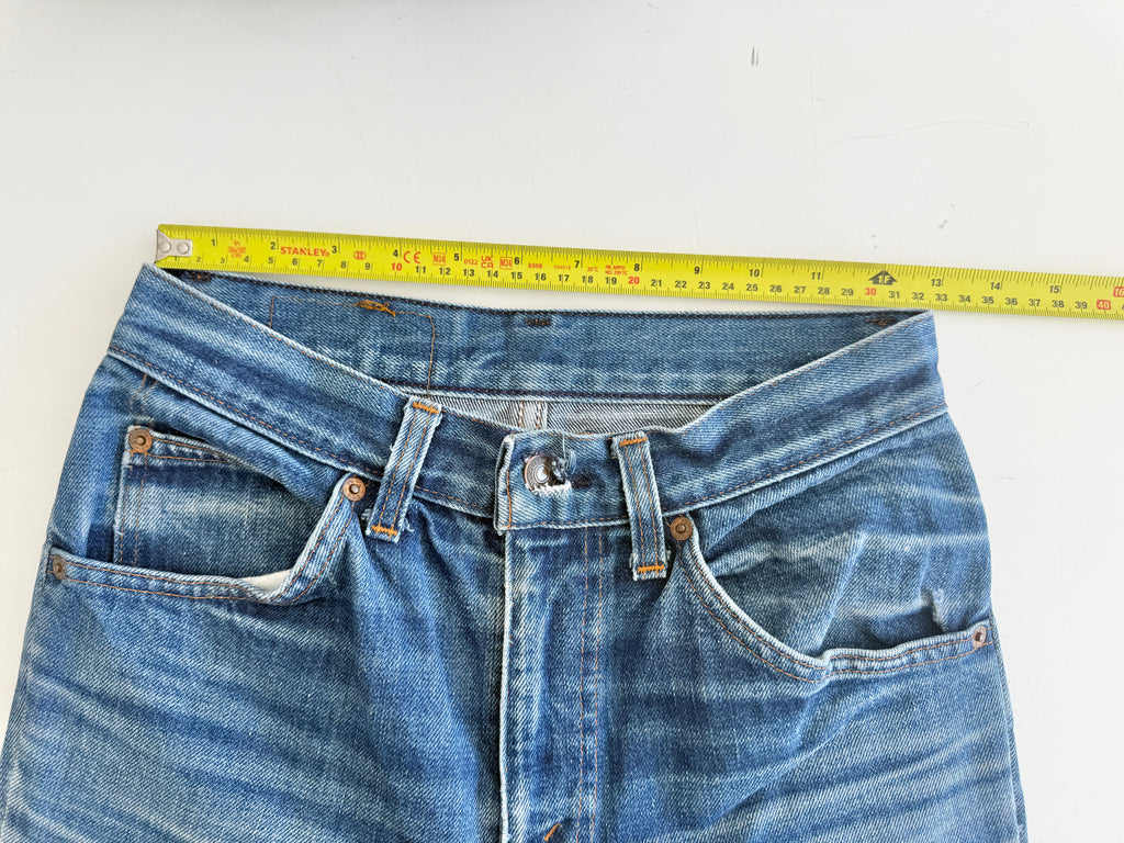 Soft W26 L27 vintage Levis 630 25/26” measured waist dark faded blue 630s 80s