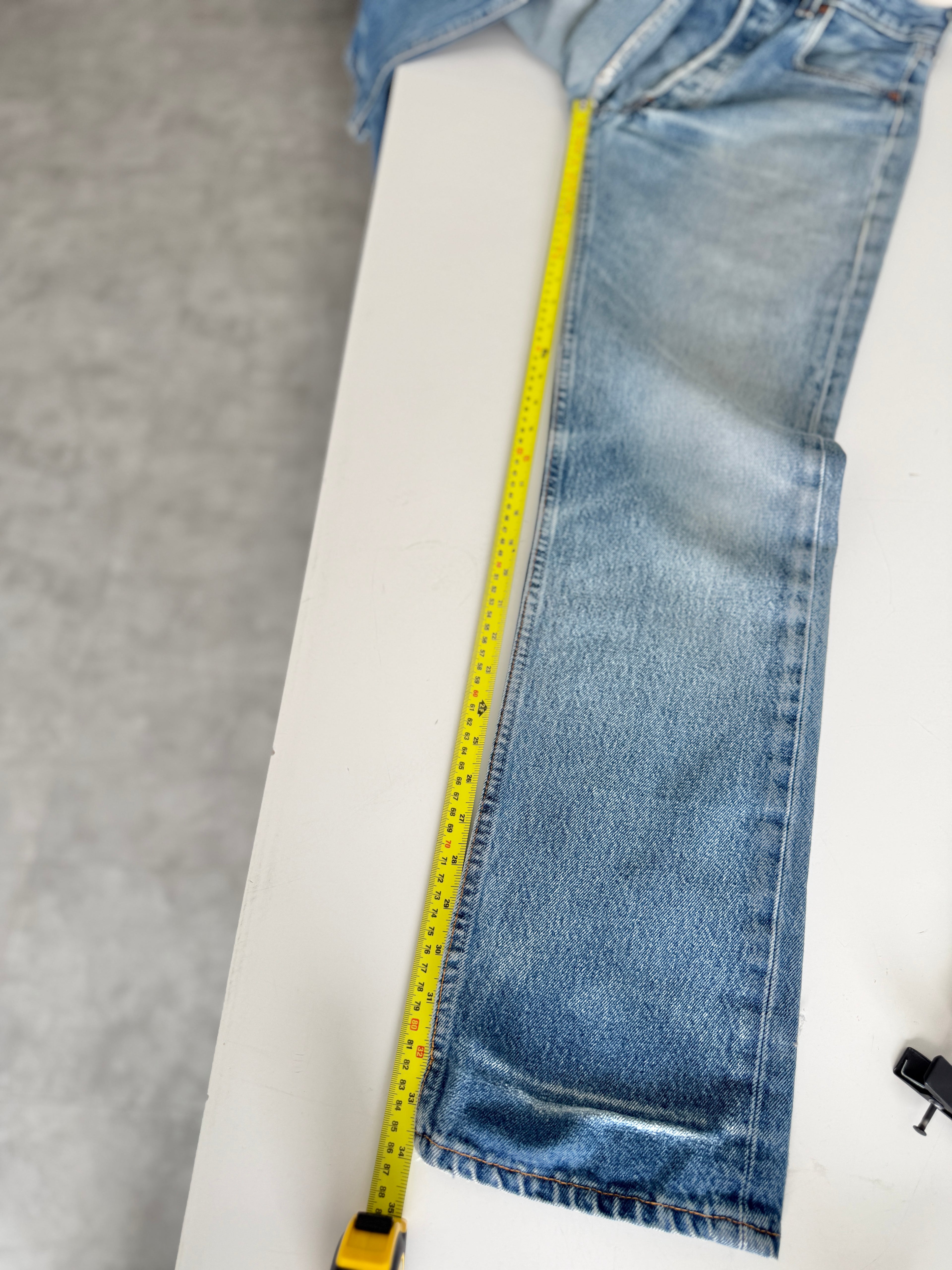 Soft W29 L34 vintage Levis 501 28/29” measured unique faded blue denim 90s USA Levi’s 501s