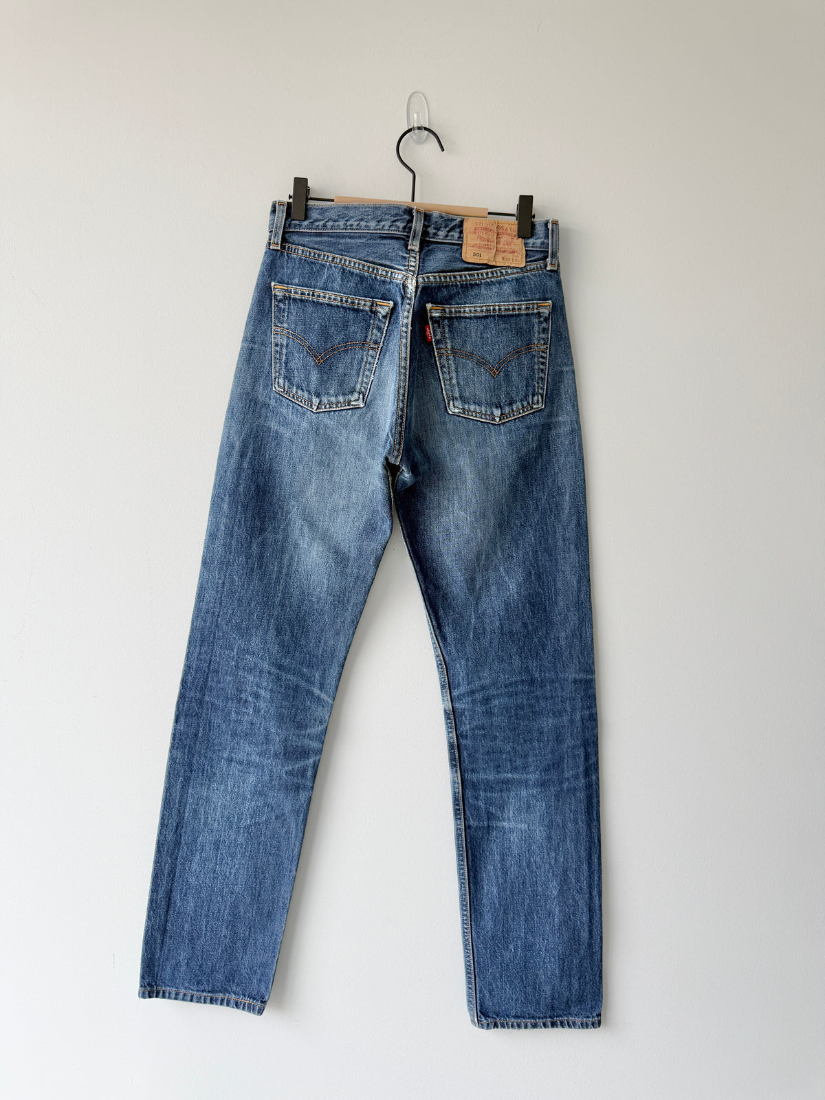 W27 L32 vintage Levis 501s 26/27” measured indigo blue faded  90s 501s