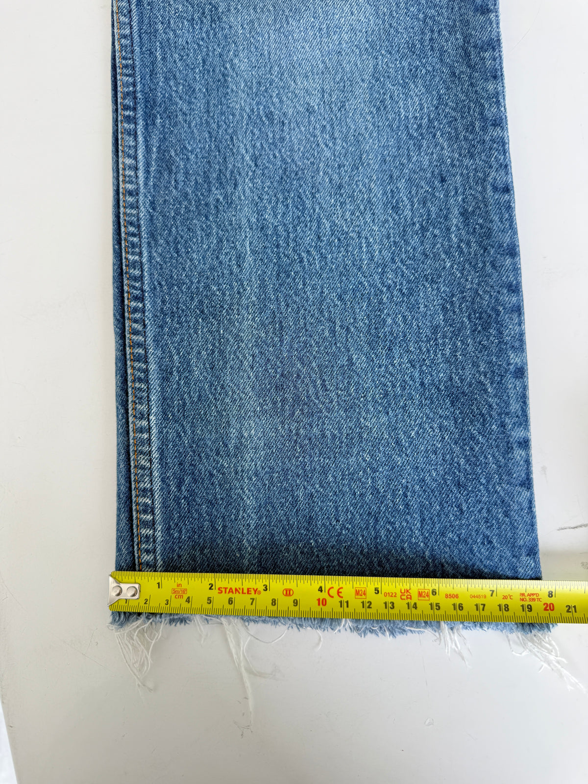 W27 L27 vintage Levis 701 0117 dark faded blue 29/30” measured waist 701 0117s 80s USA