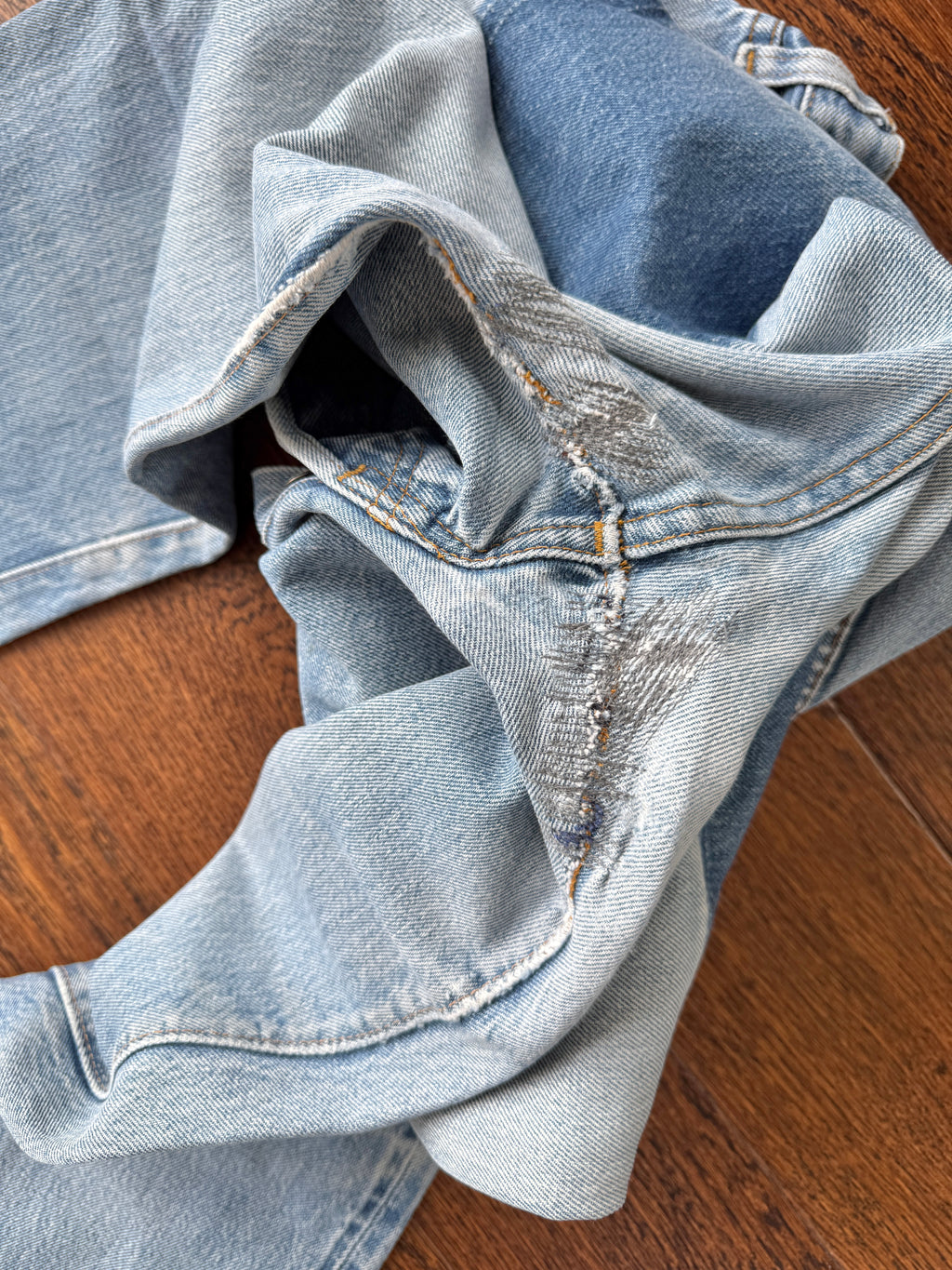 Selvedge W30 L33 vintage Levis 501 29/30” measured light faded blue denim 80’s 501s USA selvedge denim