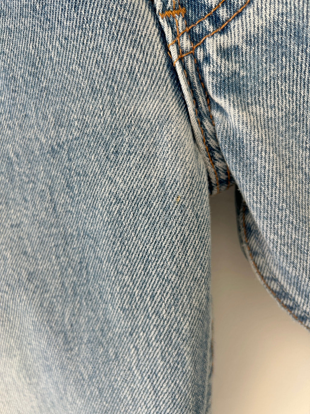 Levis 501 vintage w26 L24 Levi’s medium blue faded straight leg 90s 501 vintage Levi’s 501 made in USA