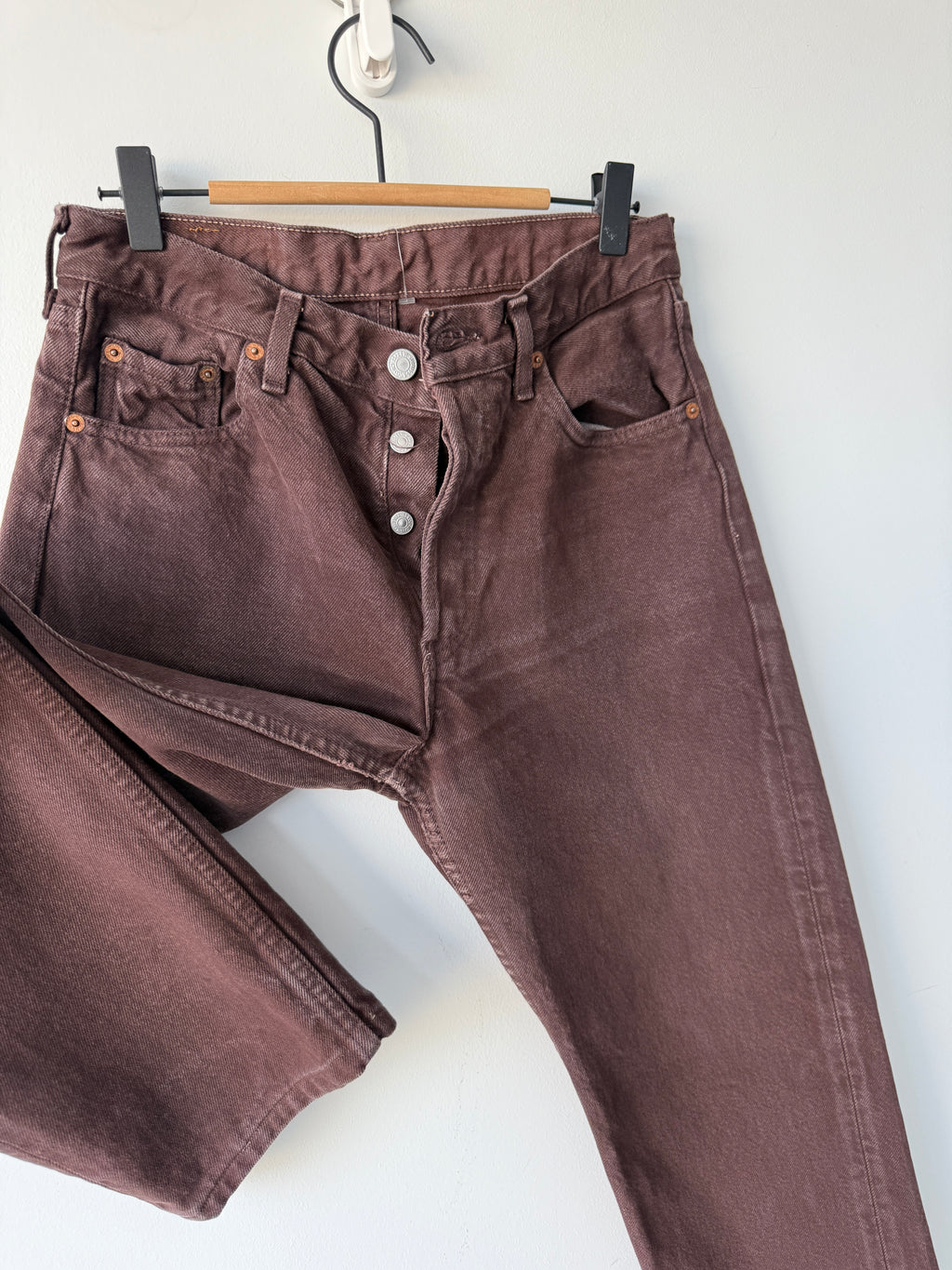 W27 L26 vintage Levis 501 26-27” dark brown 90s Levi’s 501s