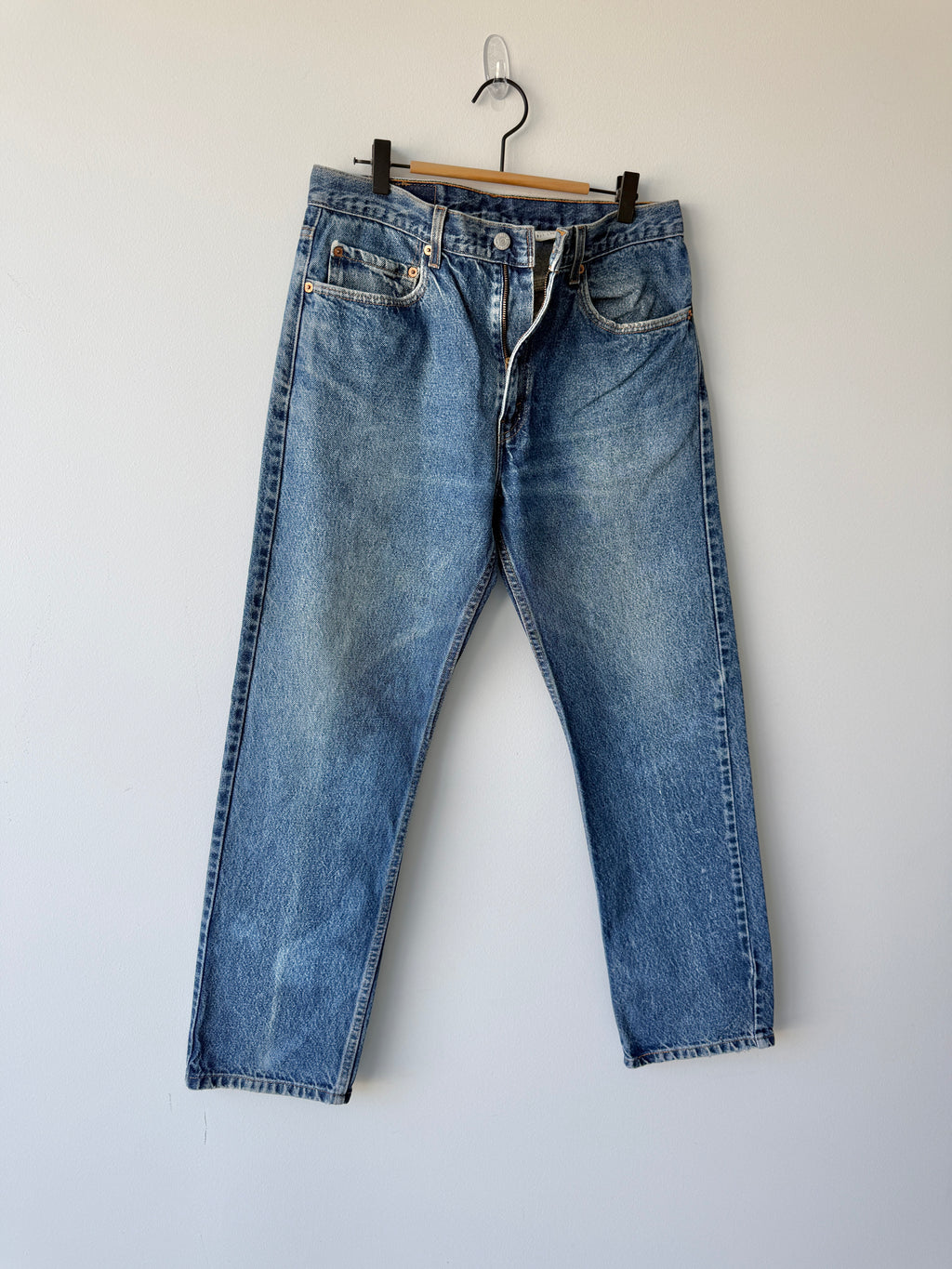 W31 L29 vintage Levis 505 30/31” measured waist dark blue 505s made in 90s  Wallet mark