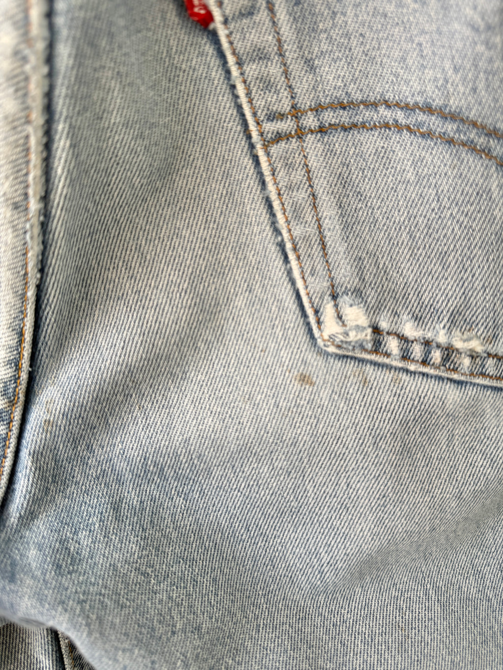 W30 L29 vintage Levis 501 29/30” measured unique faded blue denim 90s Levi’s 501s
