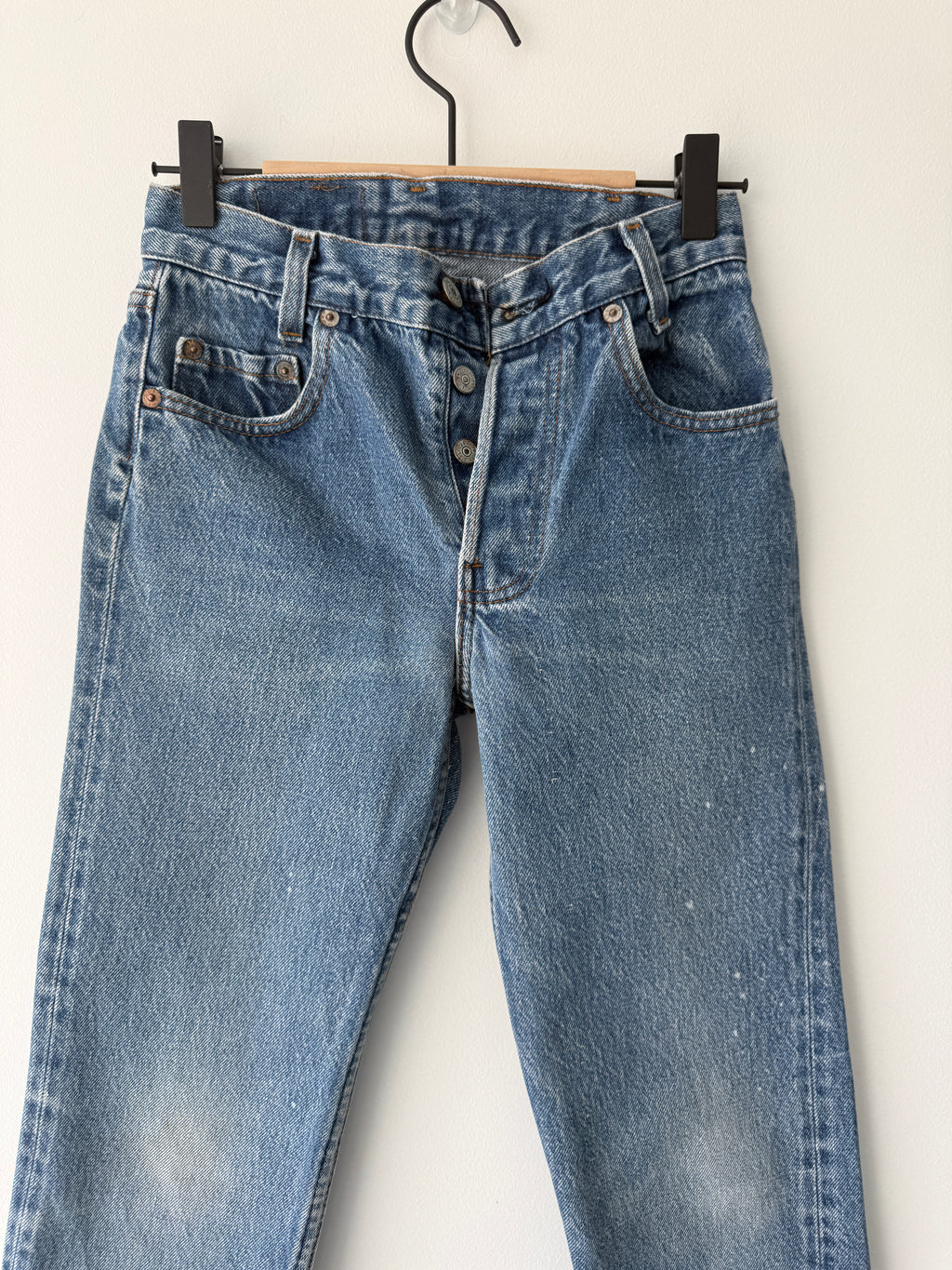 W23 L26 vintage Levis 701s 22/23” measured dark blue 701s 80s USA