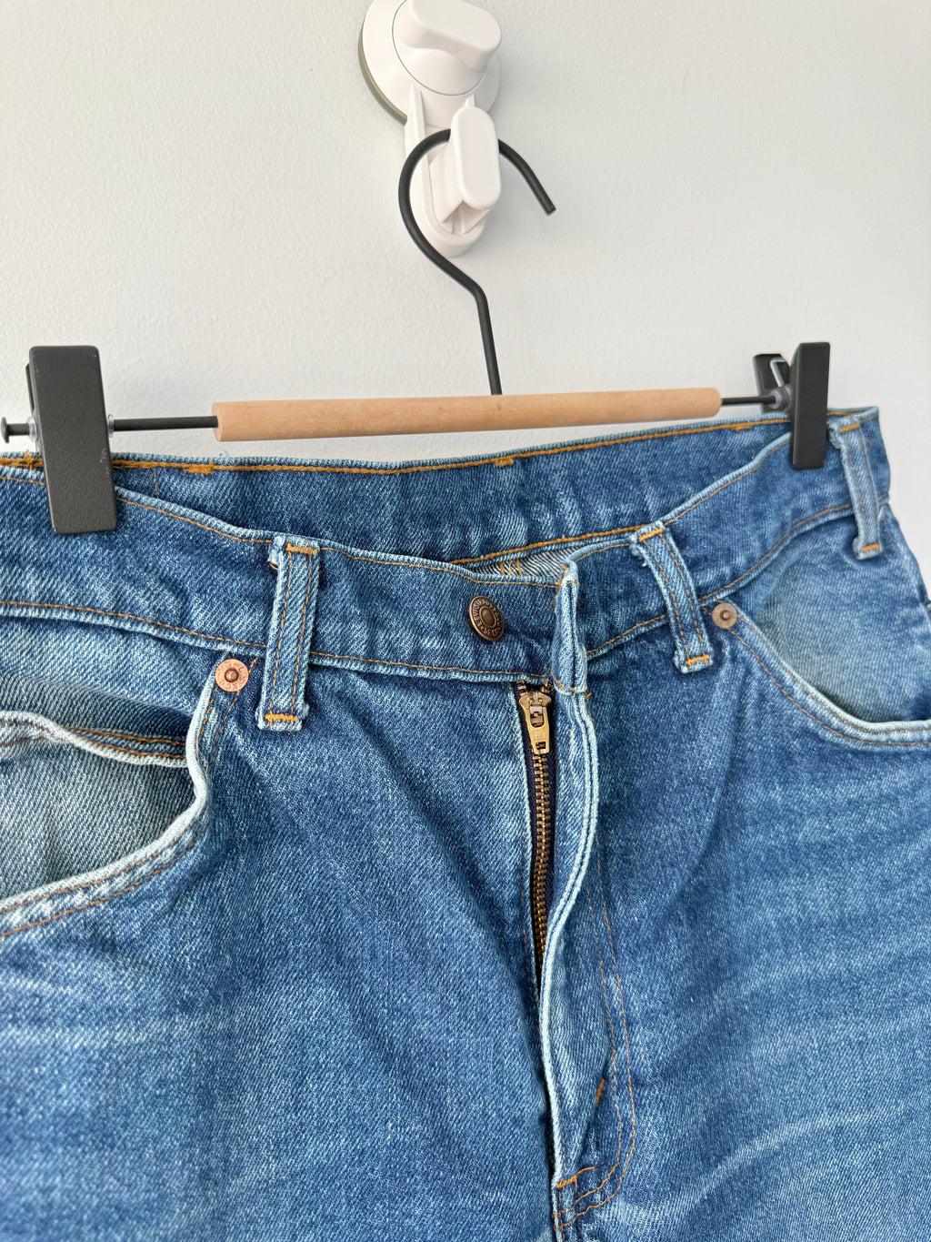W29 L29 vintage Levis 631 28-29” measured dark faded blue denim orange tab 80/90s Levi’s 631s