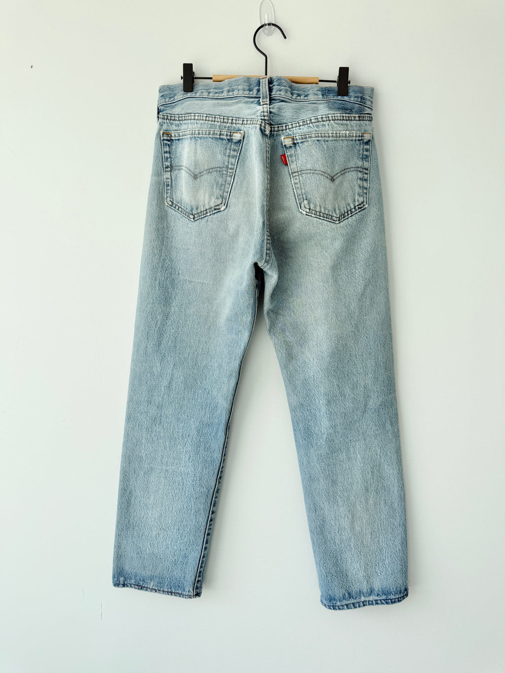 W31 L29 vintage Levis 501s 30/31” medium light blue denim Levi’s 501s 80s USA