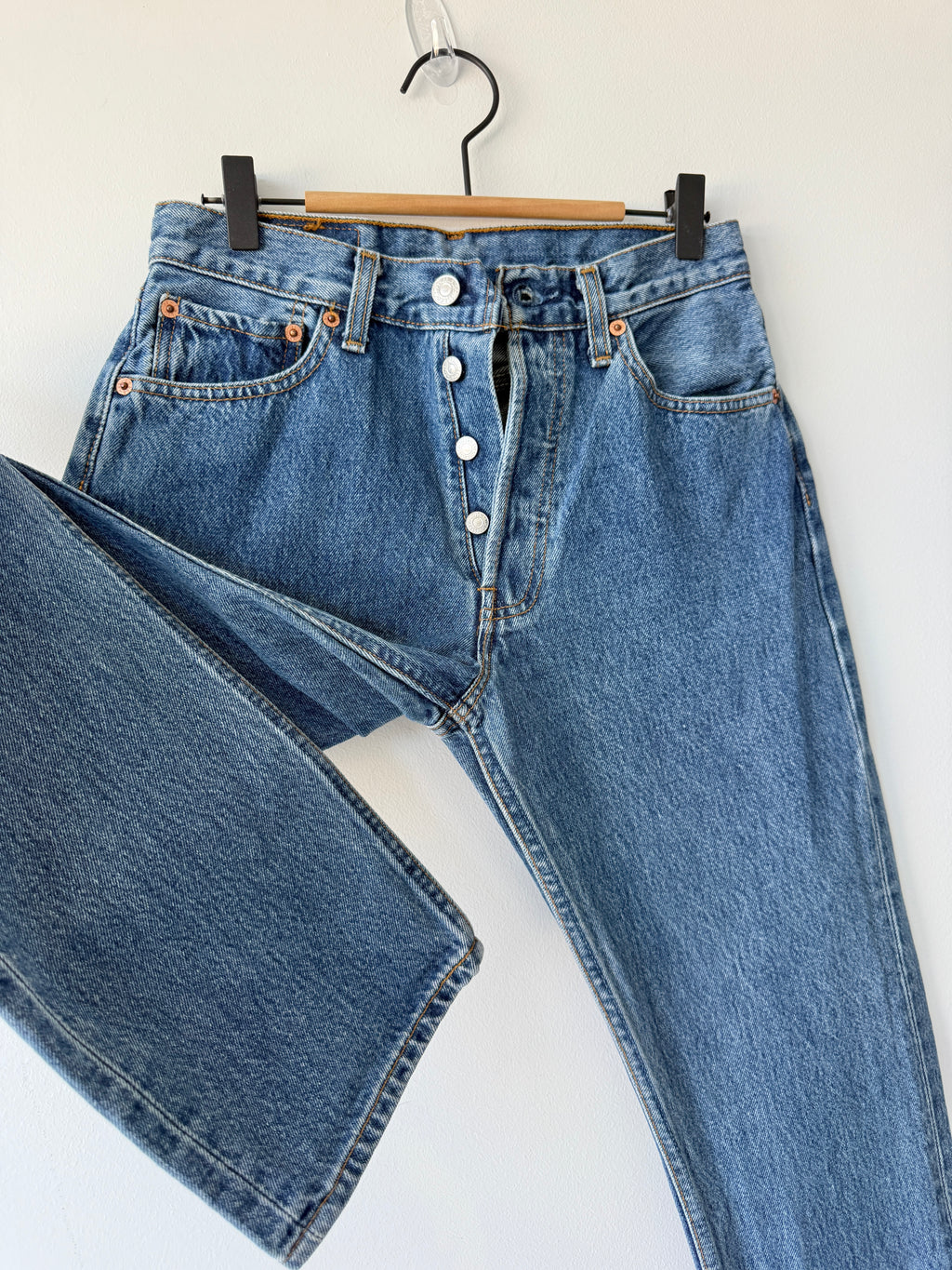 W26 L32 vintage Levis 501 25/26” measured waist dark blue 501s 90s -nl