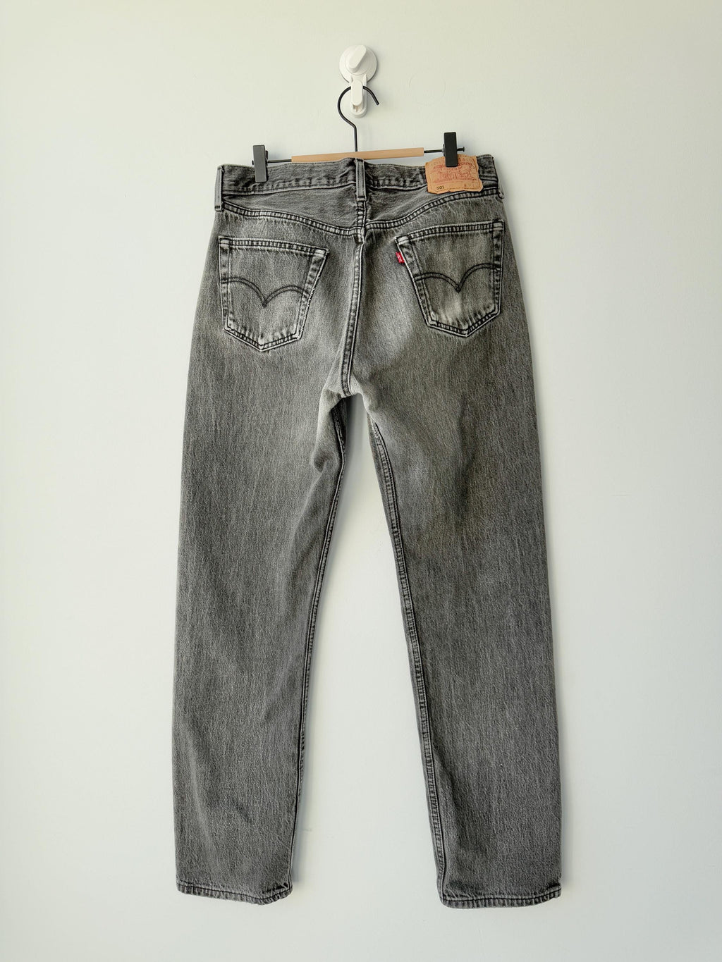 w33 L33 Levis 501 vintage faded  black 90s made in U.K. straight leg jeans 501 32”/33” waist (febuk)