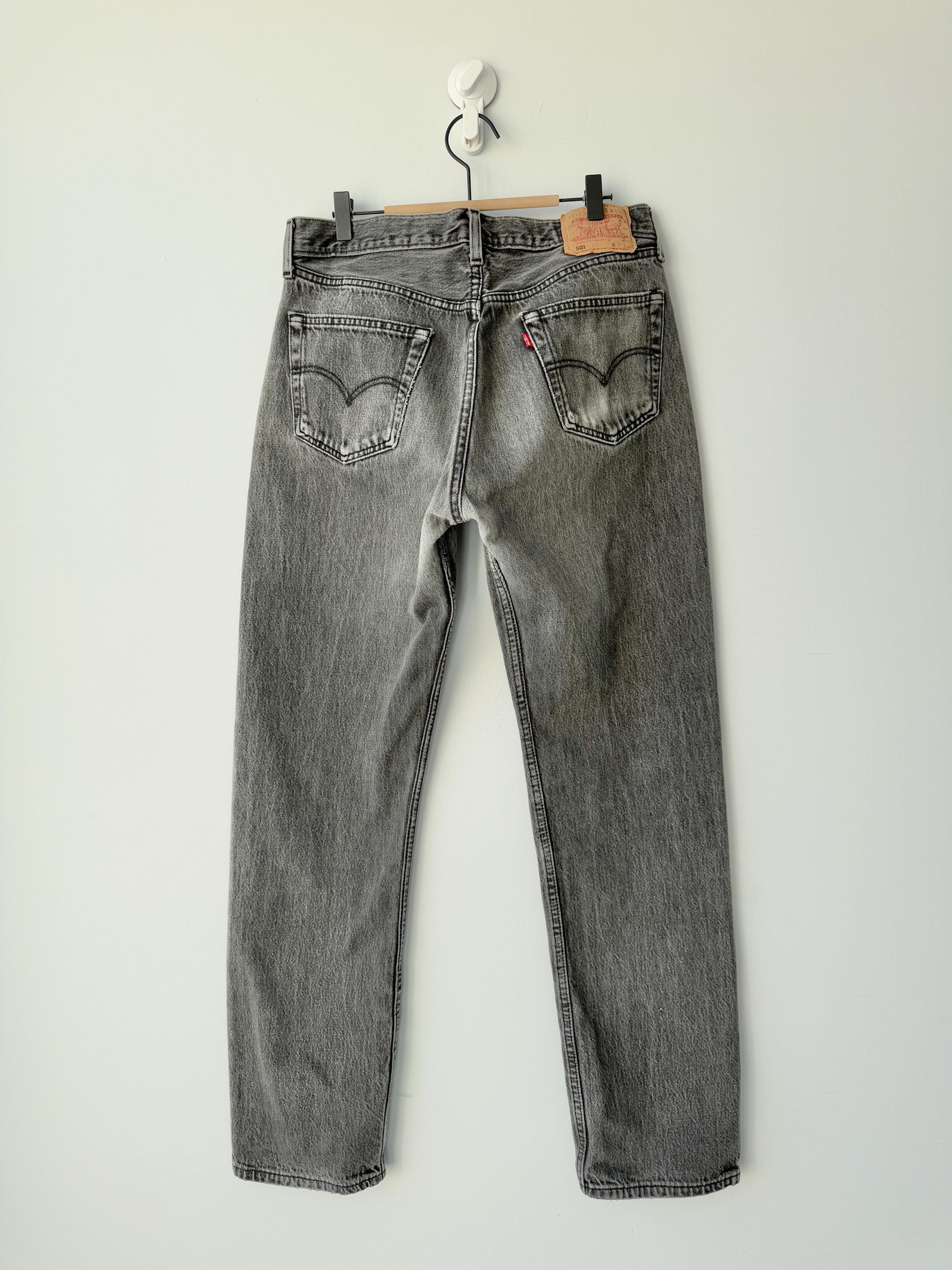 w33 L33 Levis 501 vintage faded  black 90s made in U.K. straight leg jeans 501 32”/33” waist (febuk)