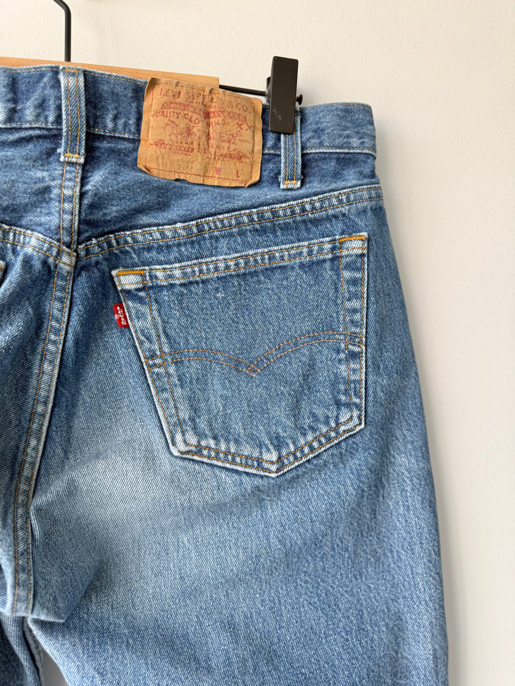 W31 L29 vintage Levis 501 29/31” measured raw blue denim faded blue 80’s levi’s 501s