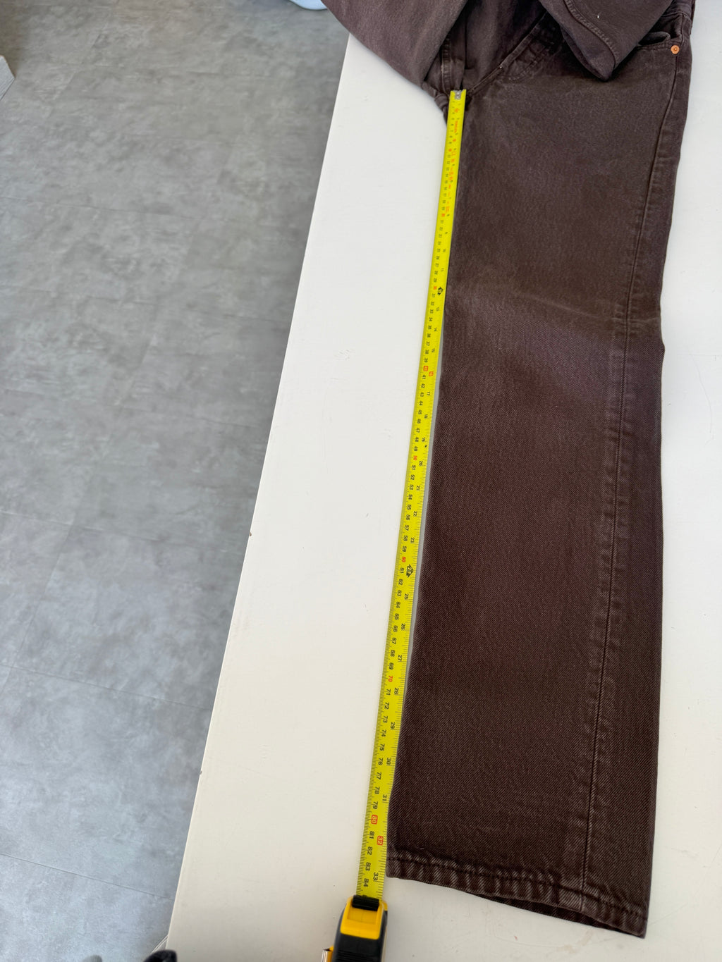 W25 L32 vintage Levis 501 25” measured brown 90s 501s