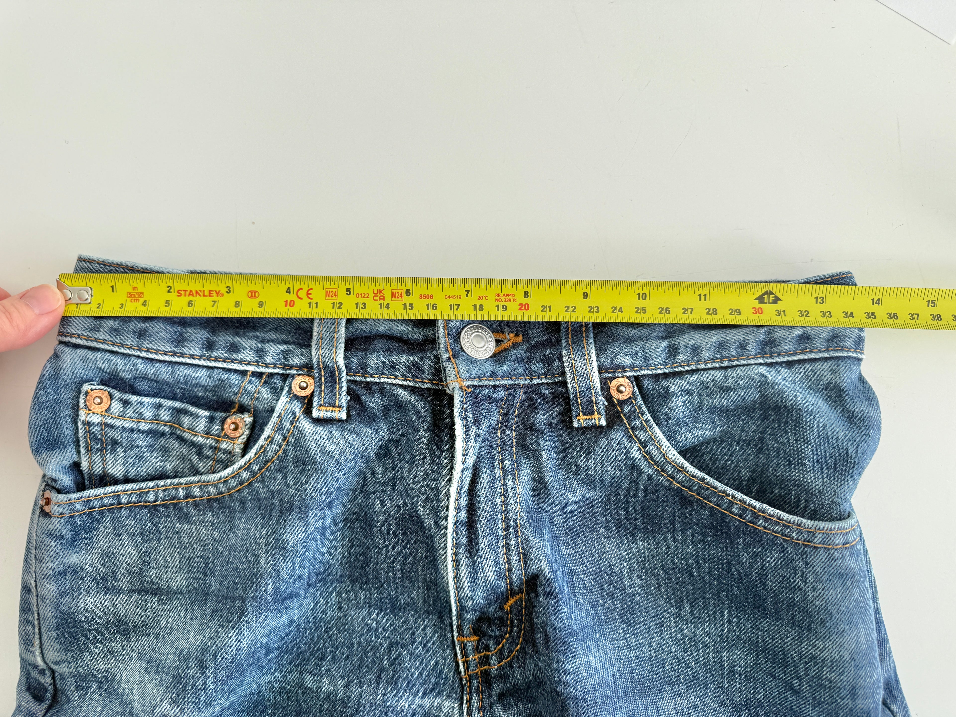 W25 L29 vintage Levis 517 24-25”” measured dark faded blue 90s USA 517s