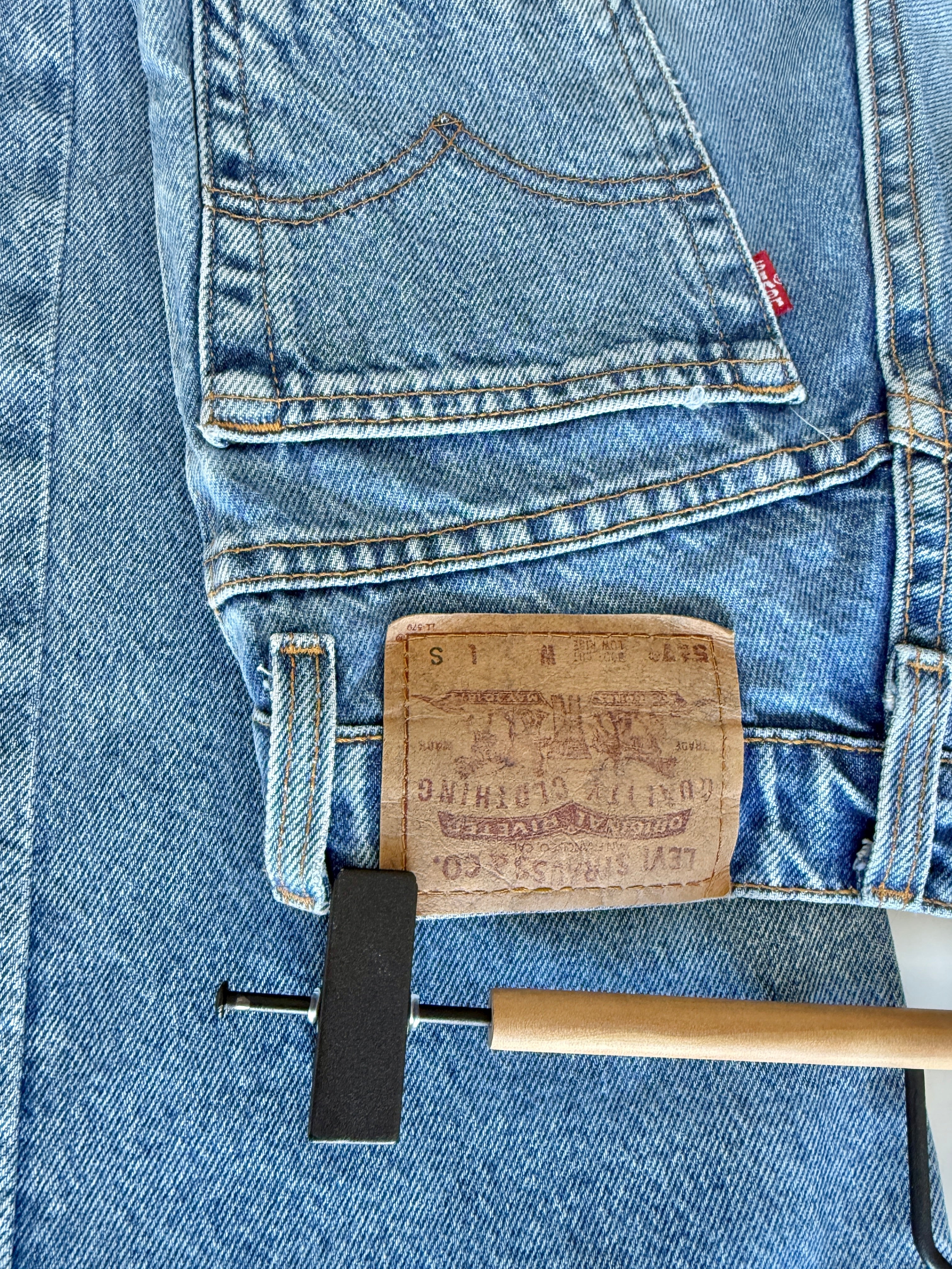 W21 L30 vintage Levis 517 21” measured waist medium blue Levi’s 517s USA 90s
