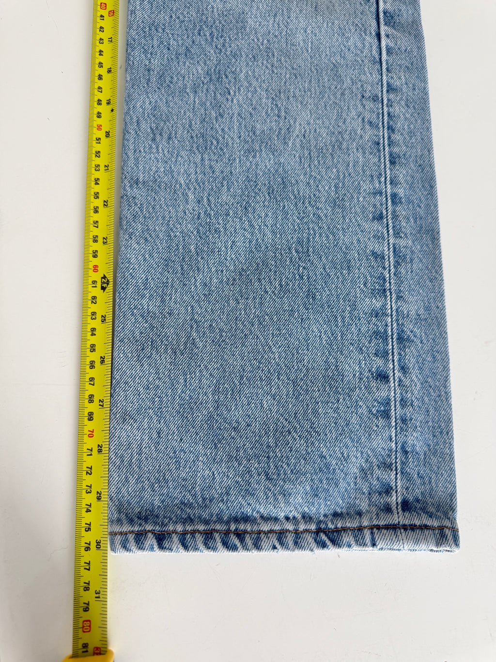 W31 L30 vintage Levis 501 30/31” measured waist medium faded blue 501s amazing fade 90s USA denim