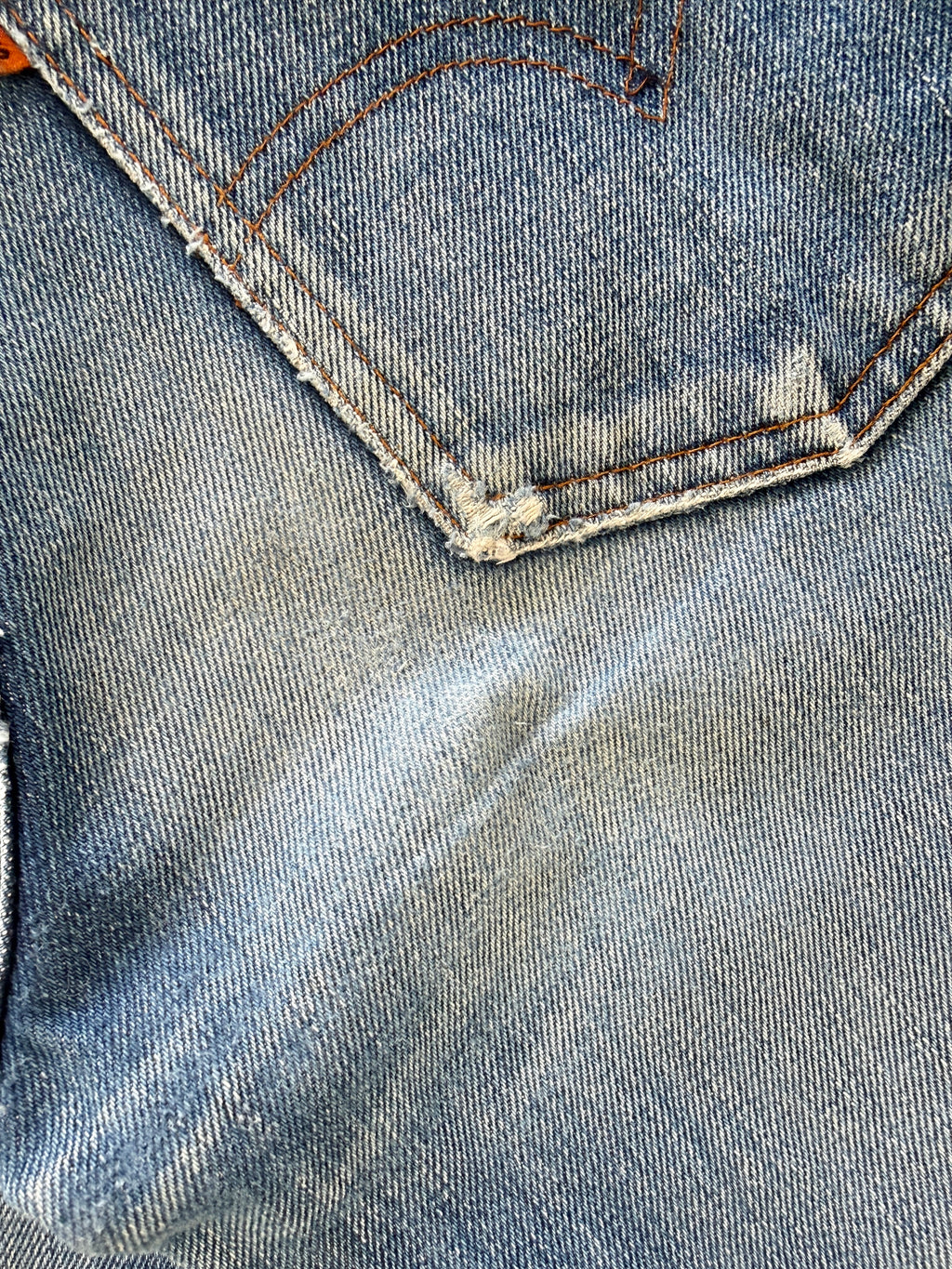 Soft W26 L27 vintage Levis 630 25/26” measured waist dark faded blue 630s 80s