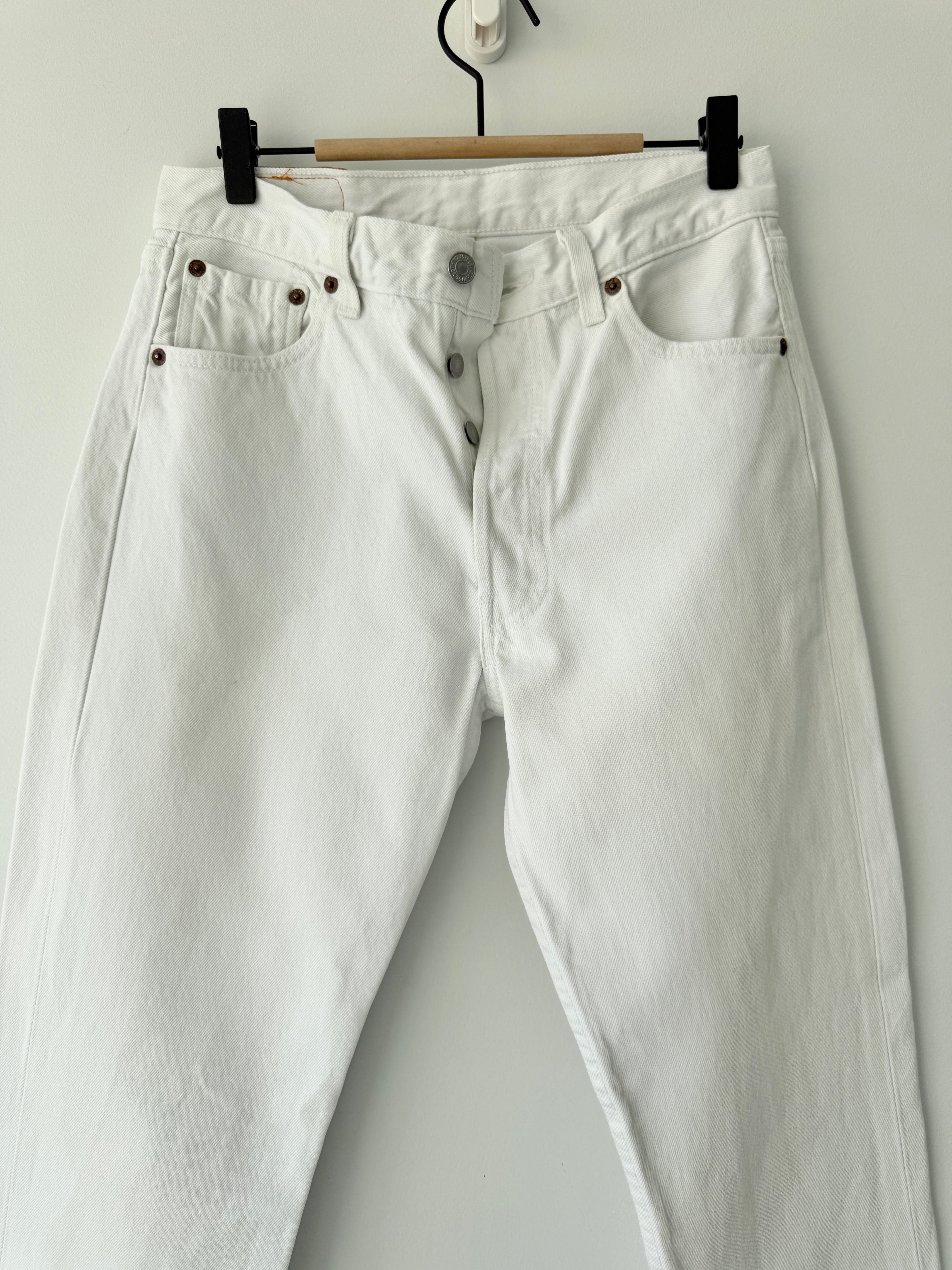 W28 L30 vintage Levis 501 27/28” measured white denim 90s Levi’s 501s USA
