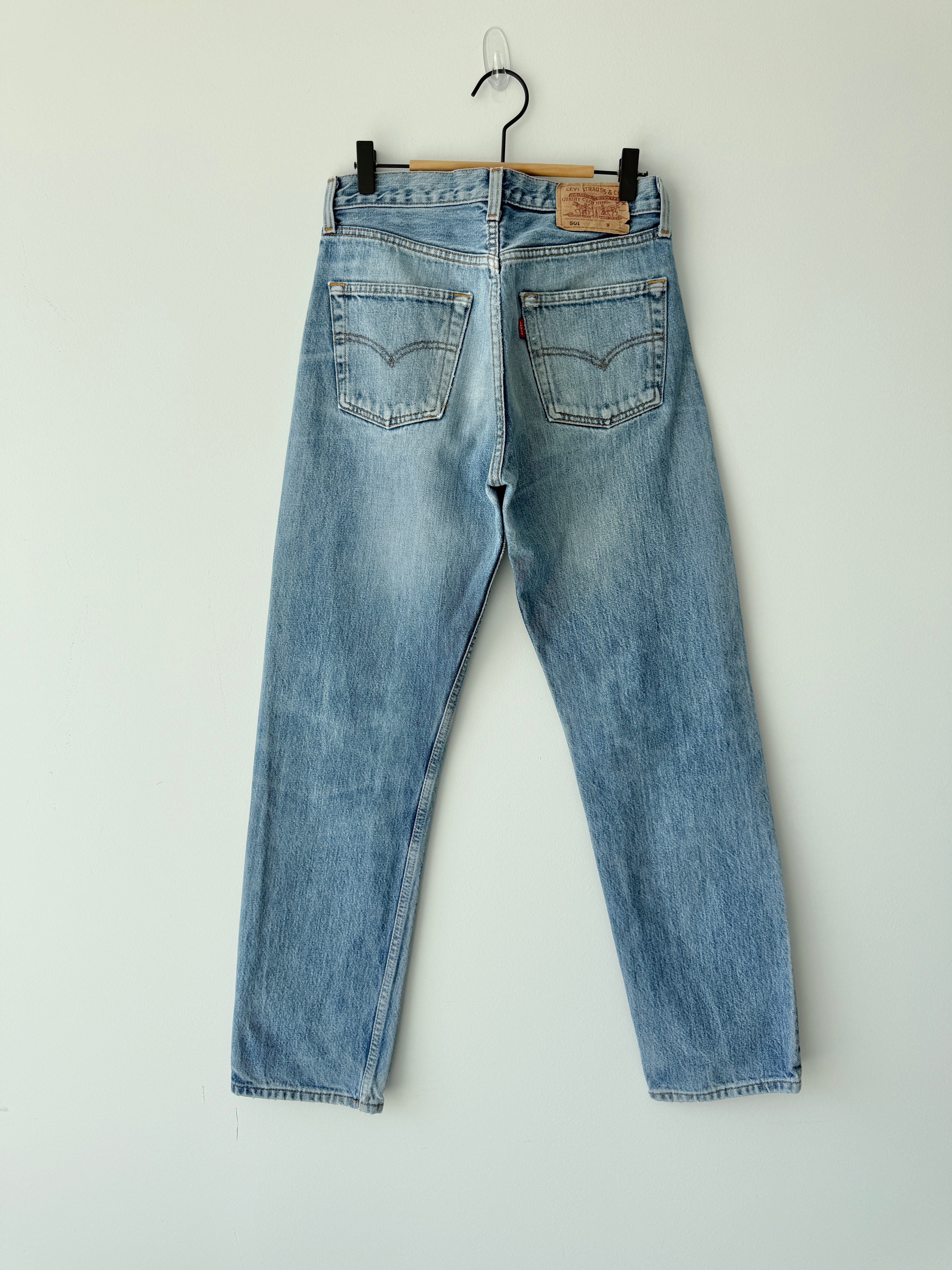 W28 L30 vintage Levis 501 27/28” measured waist dark faded blue 501s amazing fade 90s denim