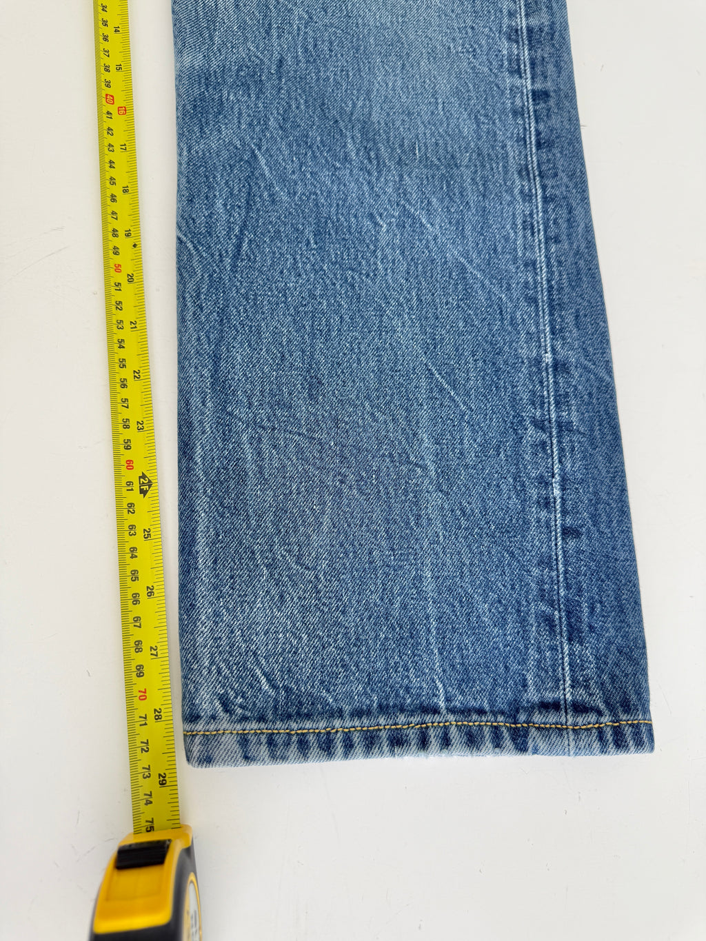 W31 L29 vintage Levis 501s 30/31” measured dark blue denim Levi’s 501s 90s