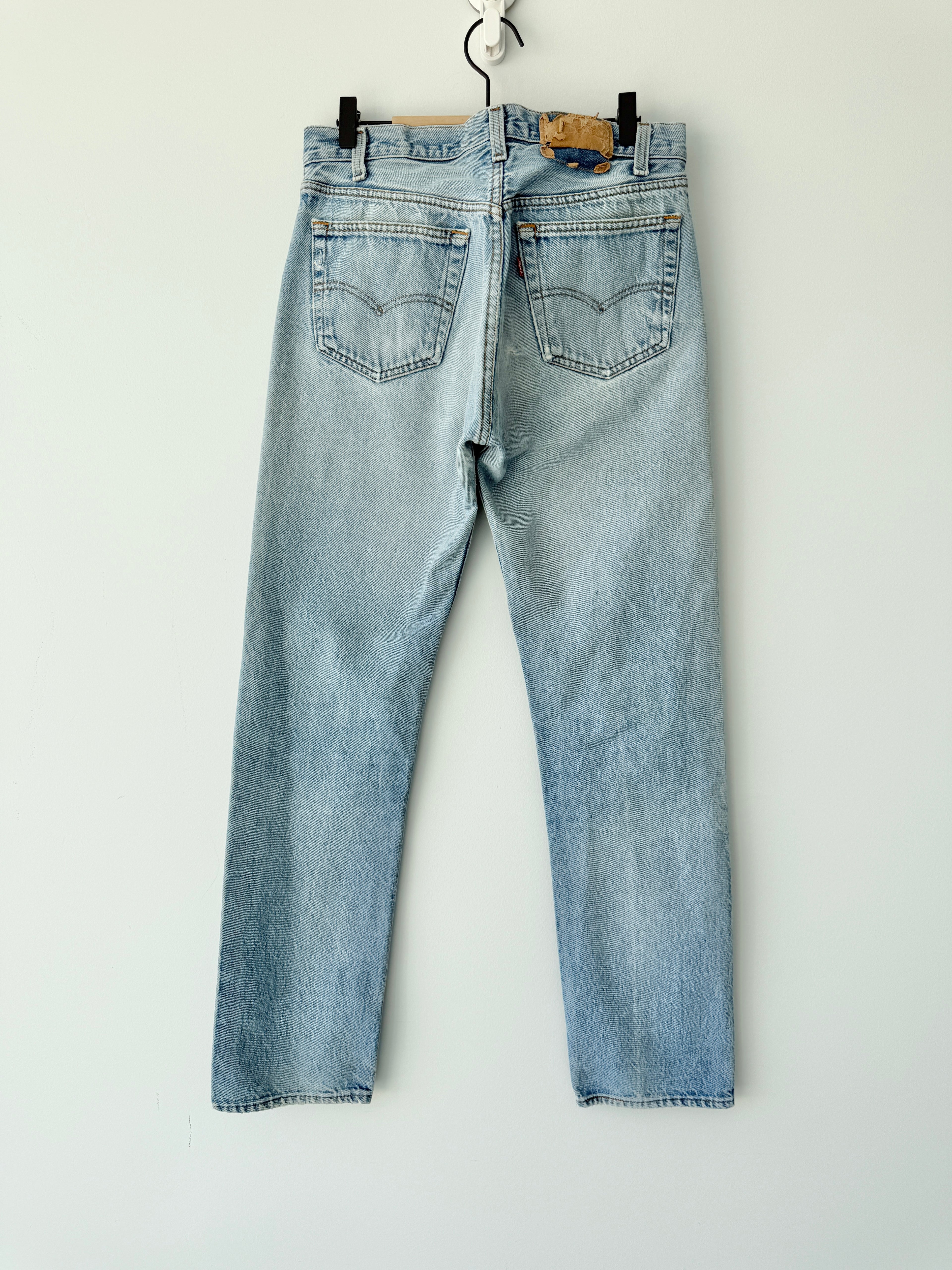 W29 L31 vintage Levis 501 28-29”measured light blue 80s USA 501s