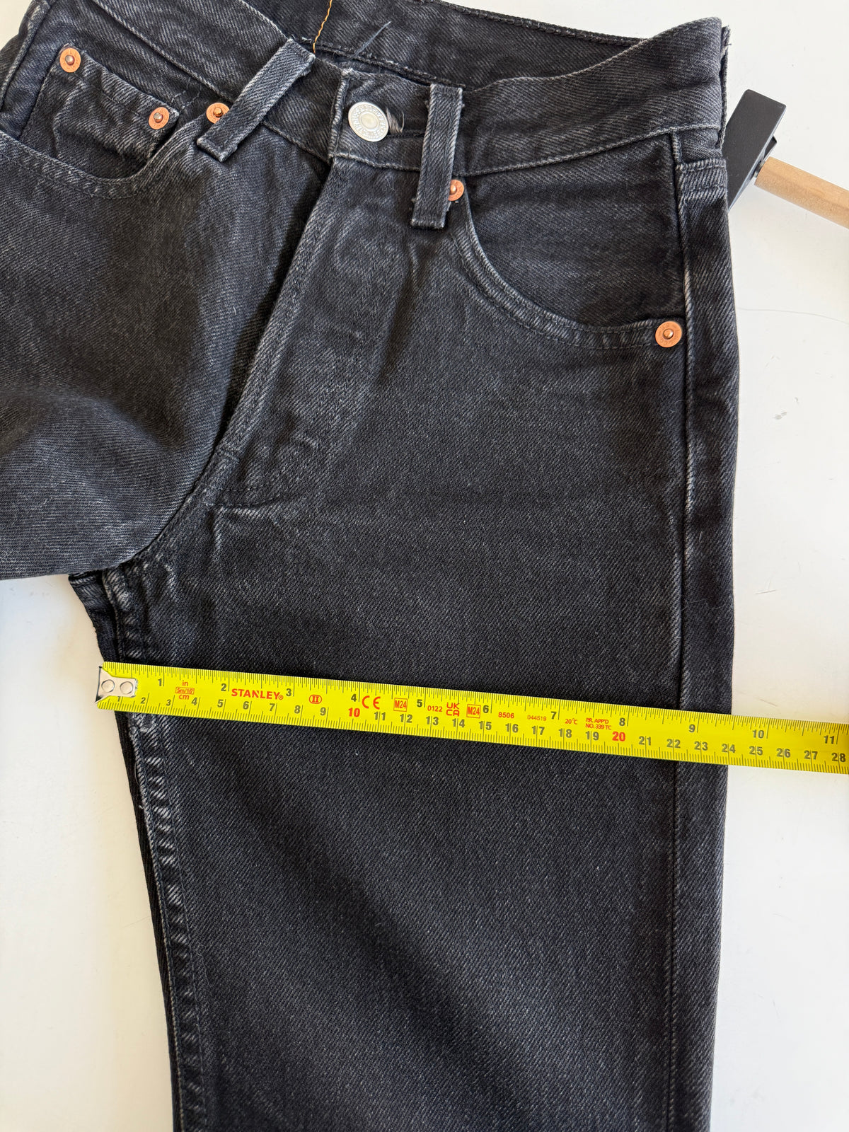 W22 L27 vintage Levis 501s 21/22” measured black fade 501s 90s