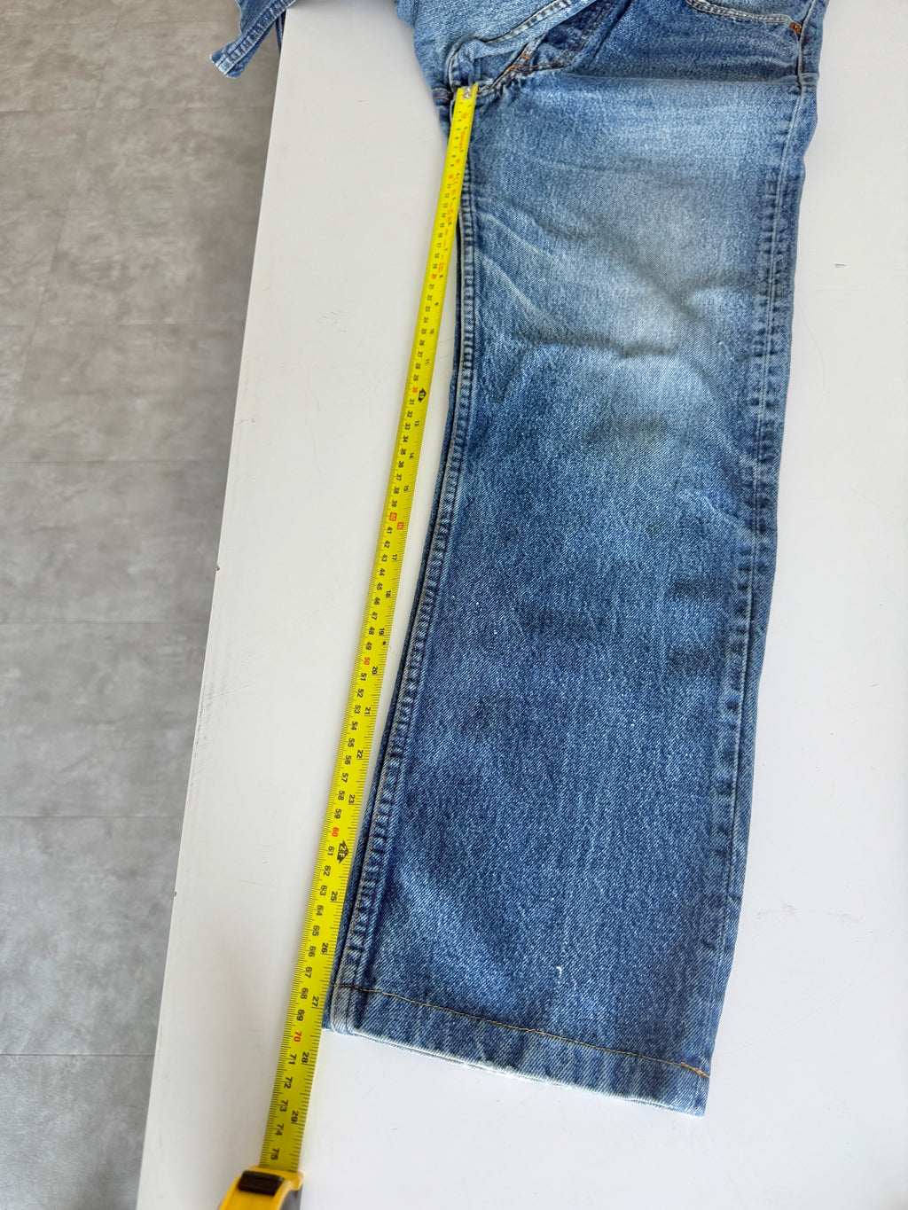 W30 L27 vintage Levis 501 29-30” measured dark raw blue faded made in USA 80s