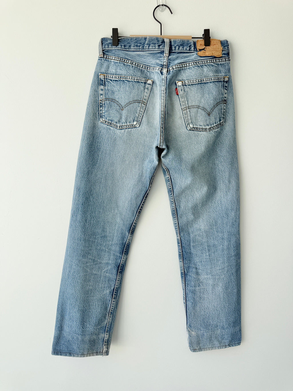 W32 L30 vintage Levis 501s 31/32” measured medium light blue fade 501s 80s