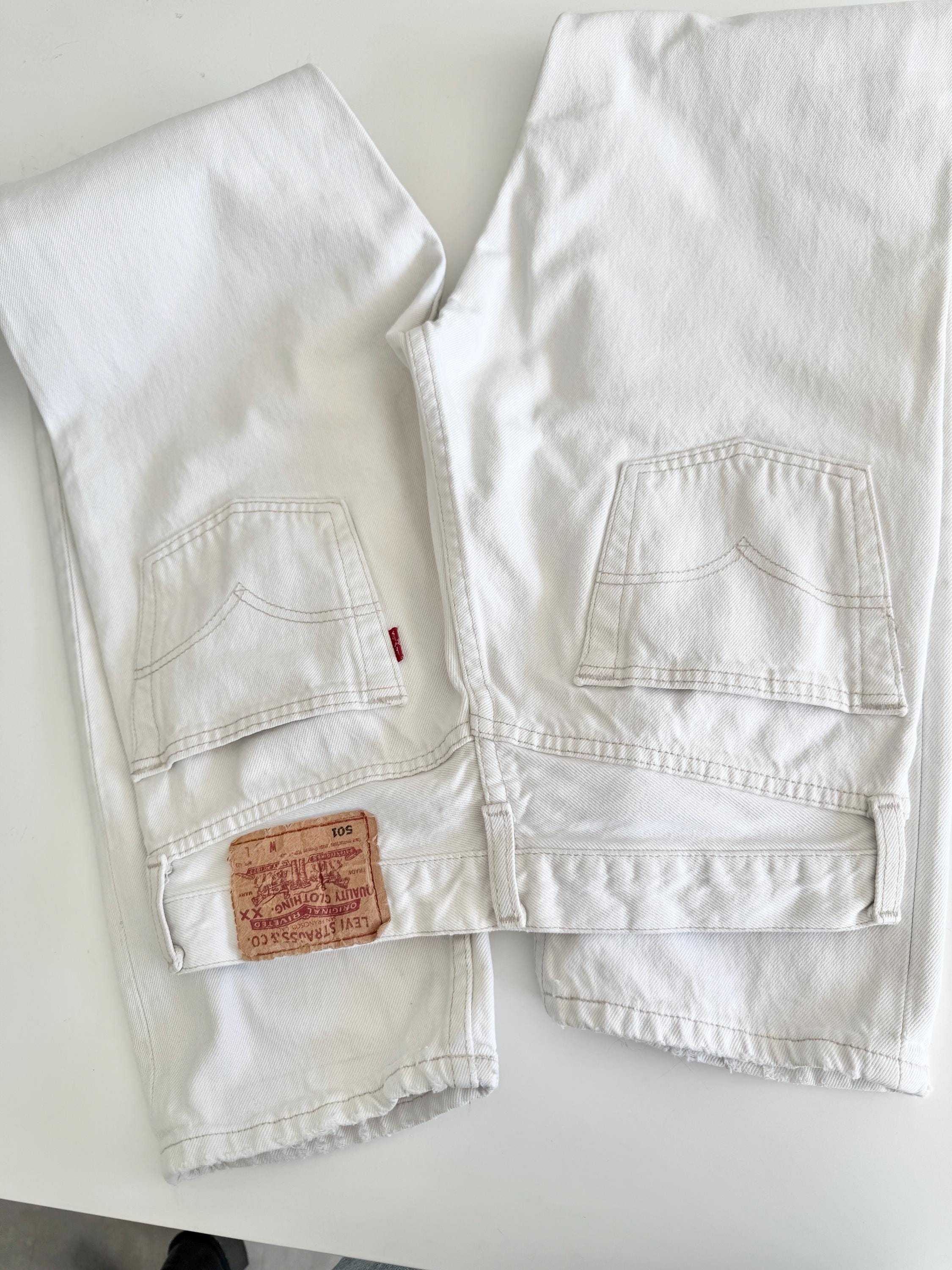 W27 L33 Levis 501 vintage 26-27” waist off white 501s made in Spain 90s