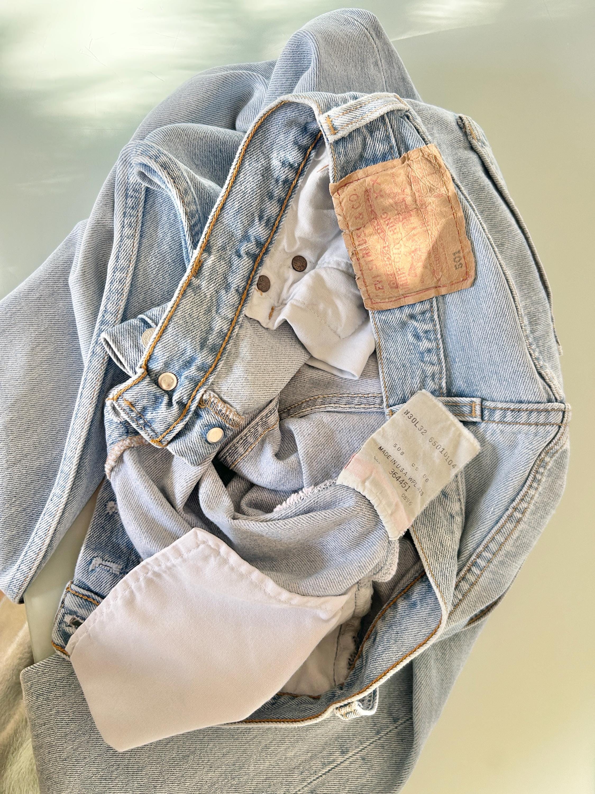 w28 L31 Levi’s Levis 501 vintage light blue shade straight leg jeans made in USA 90s levis 501 vintage 27”/28” waist decuk