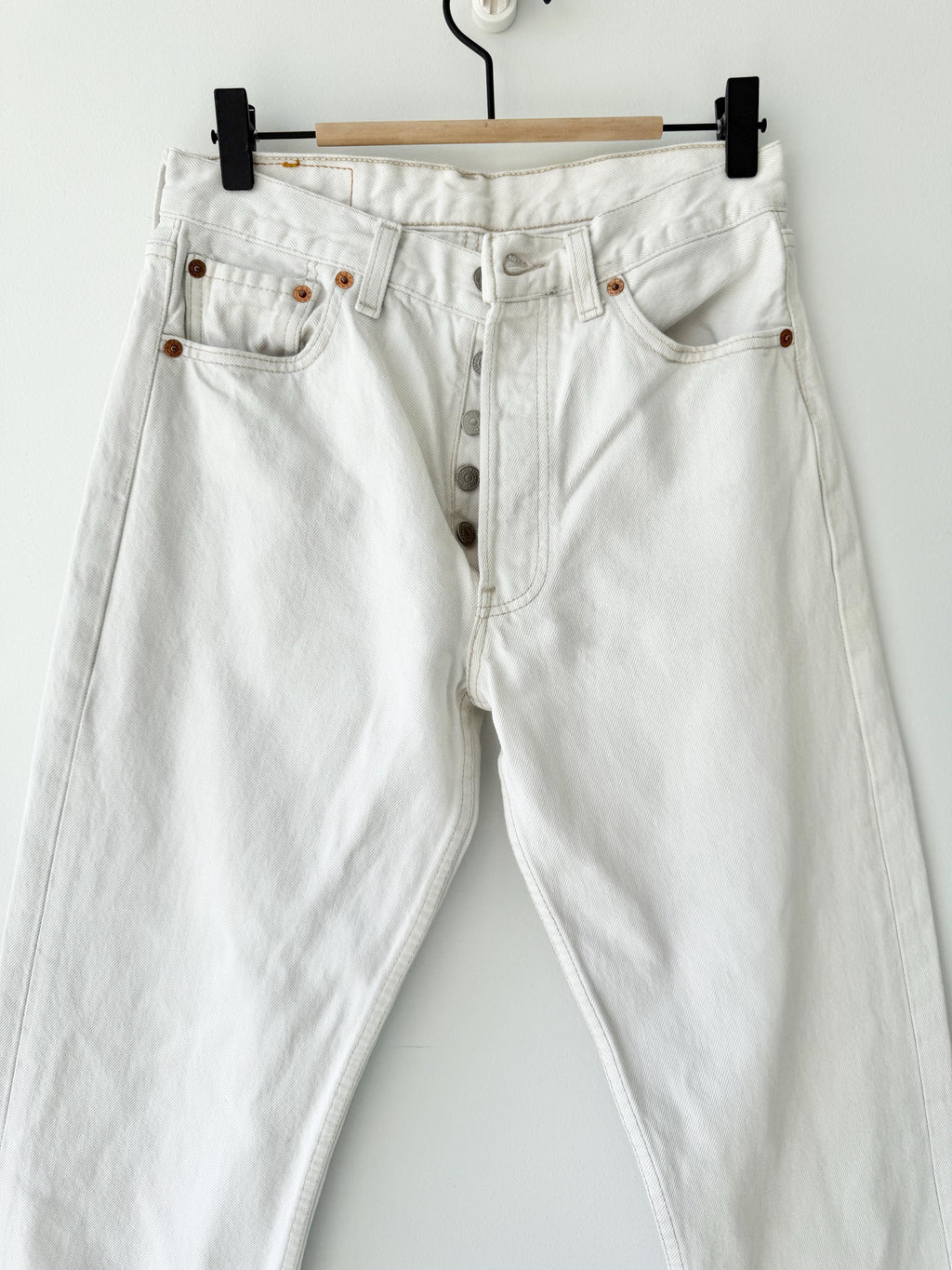 W27 L33 Levis 501 vintage 26-27” waist off white 501s made in Spain 90s